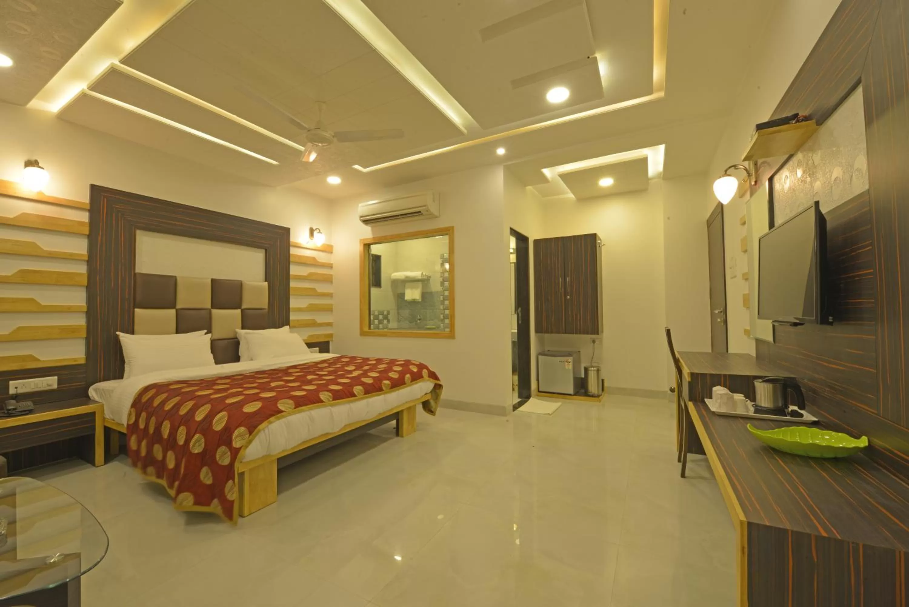 Bed in Hotel JP International