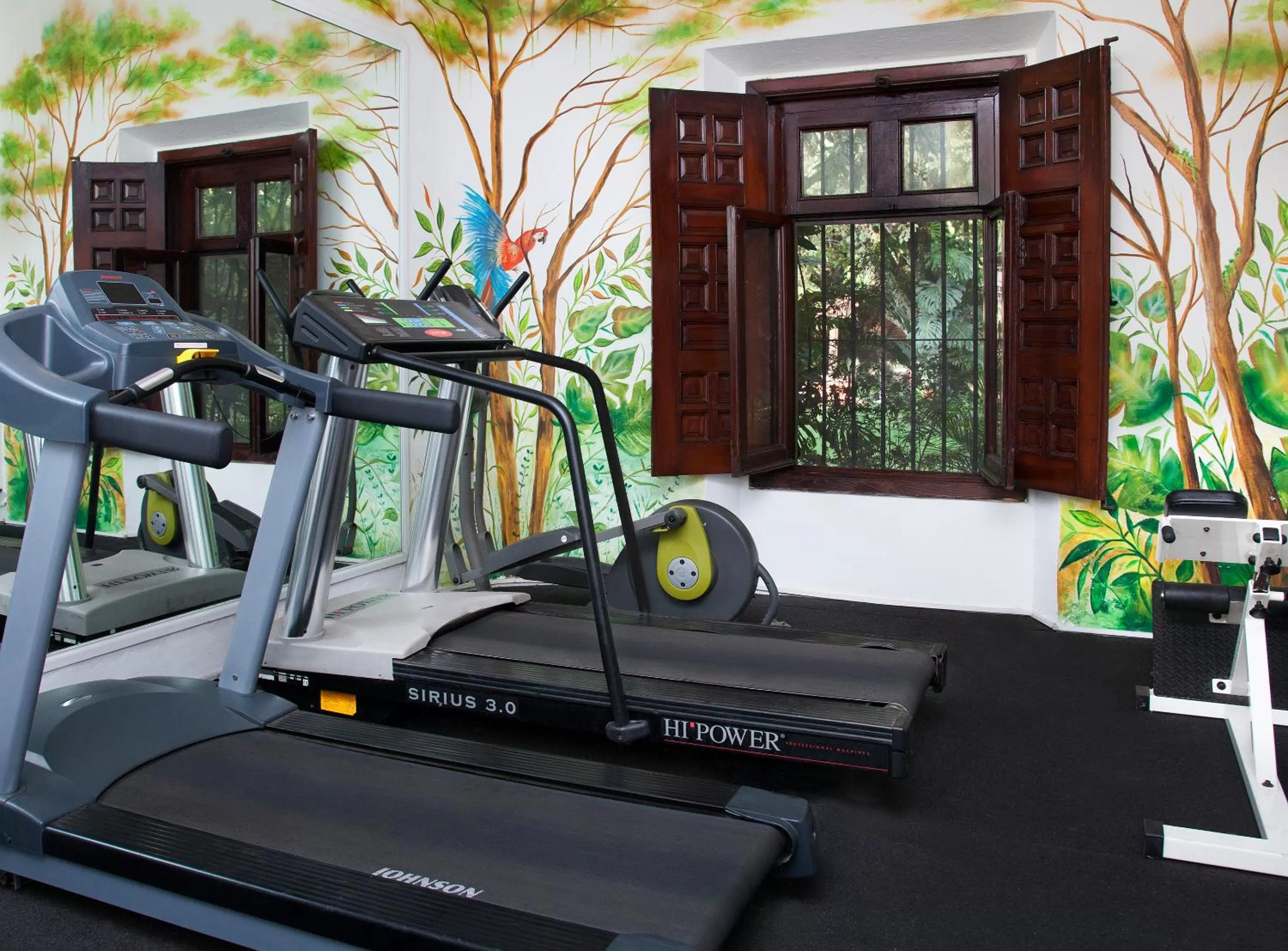 Fitness centre/facilities in Hotel Racquet Cuernavaca