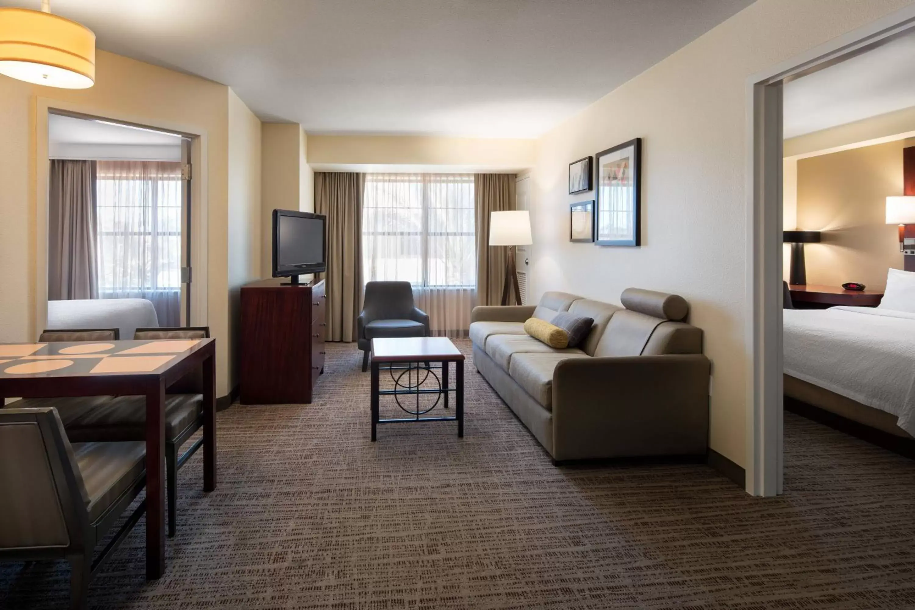 Two-Bedroom Suite in Residence Inn by Marriott Camarillo Two-Bedroom Suite in Residence Inn by Marriott Camarillo