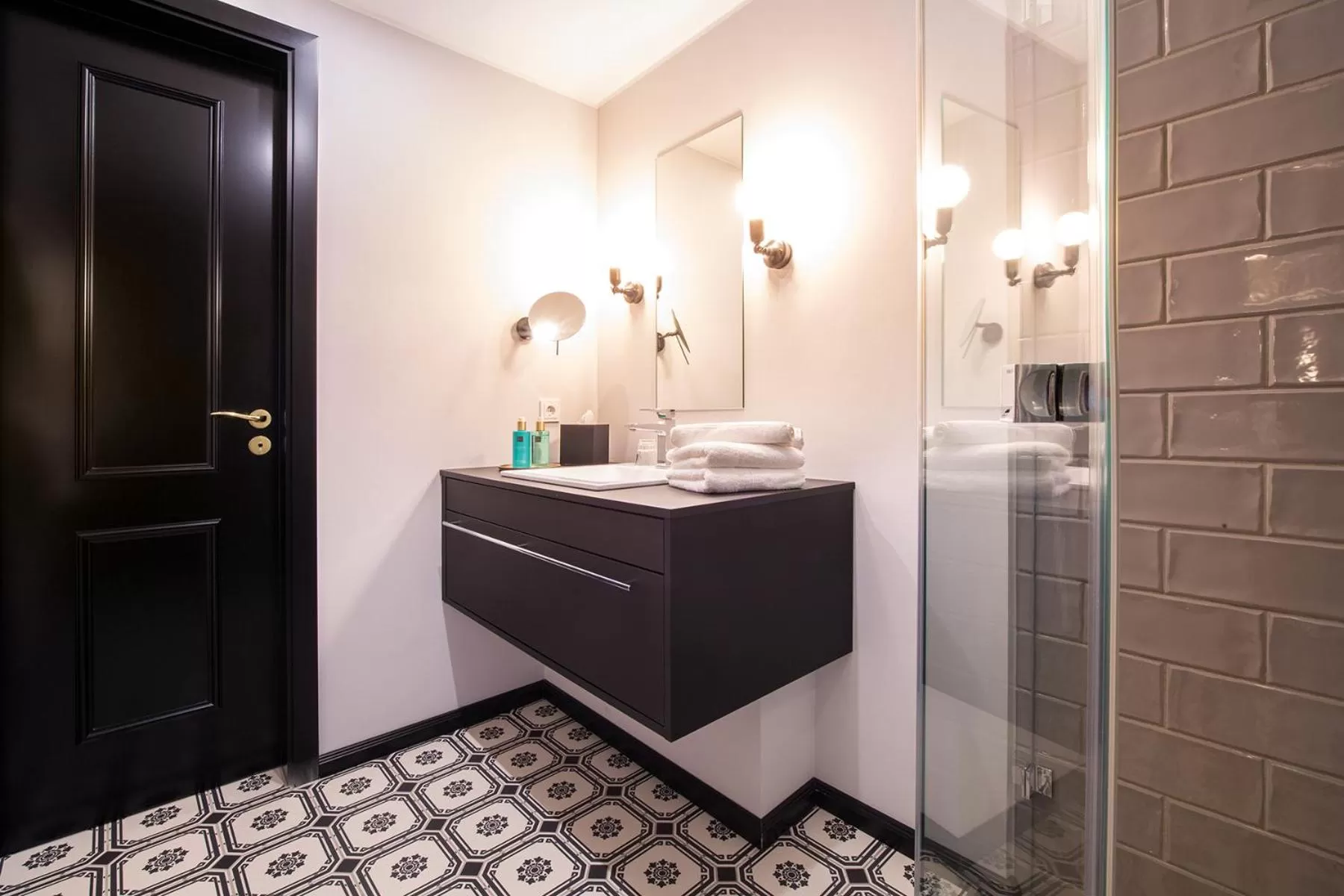 Bathroom in Prevôt Restaurant & Hotel