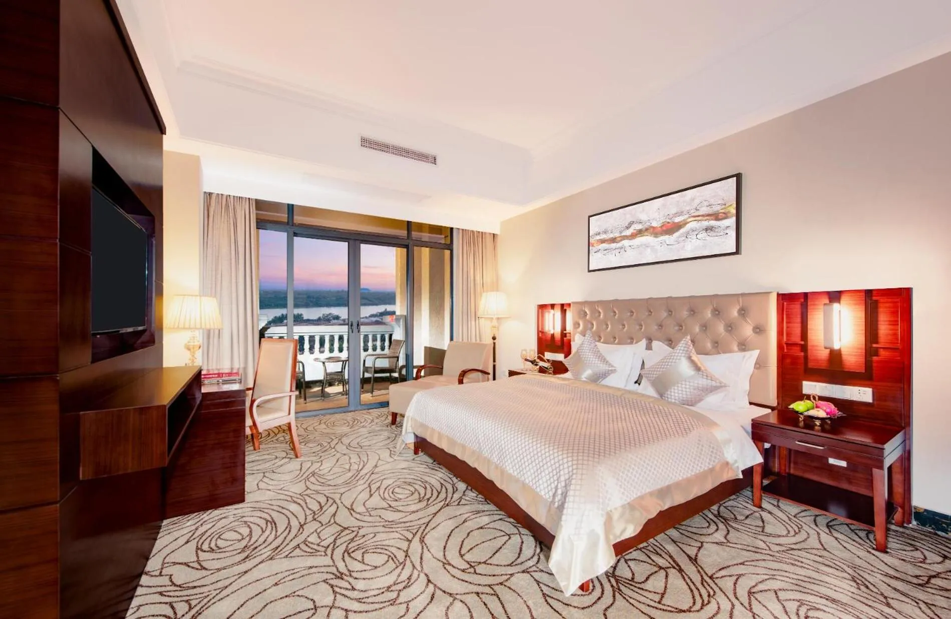 Bed in Wyndham Garden Haikou South