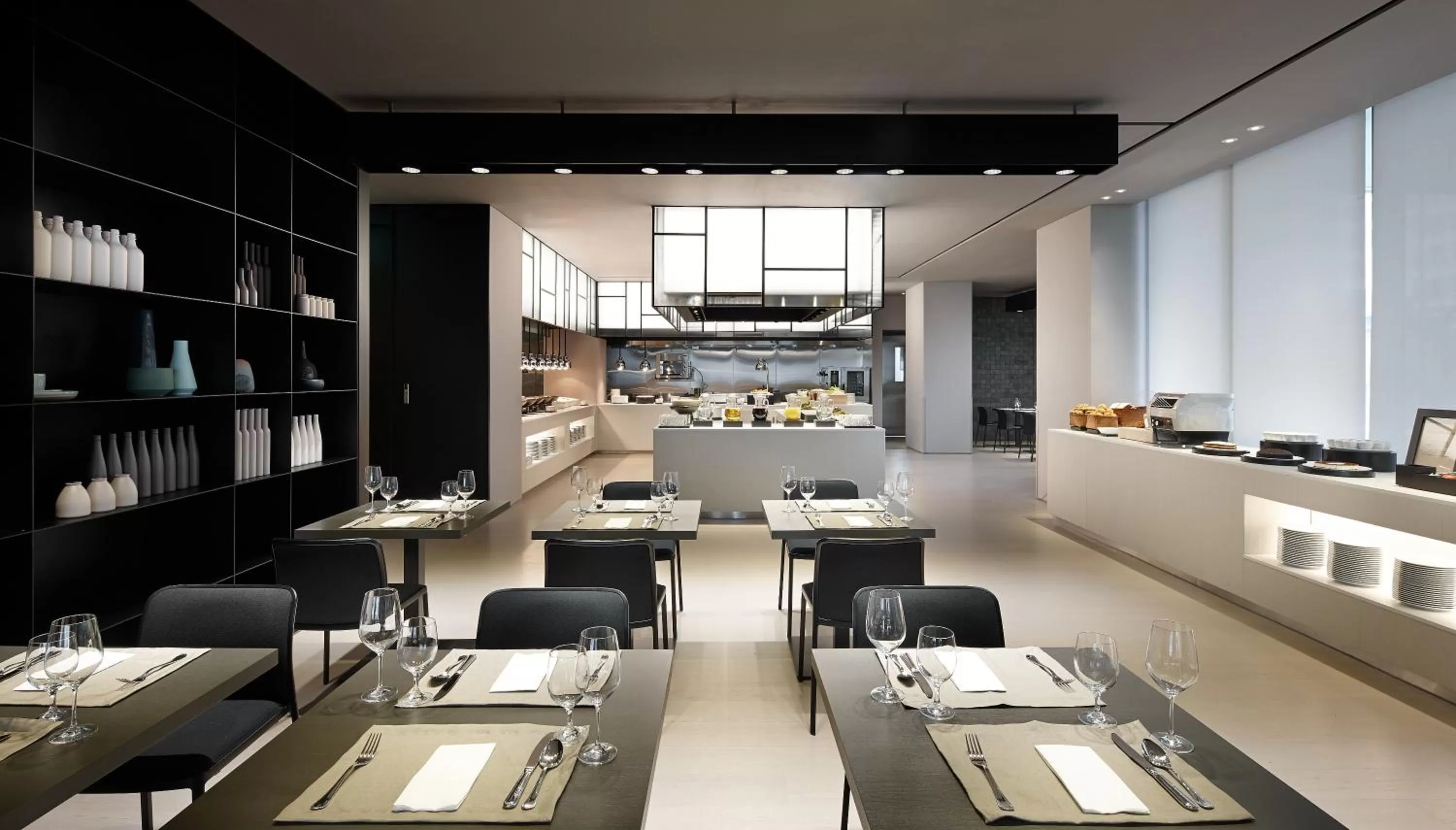 Restaurant/places to eat in Shilla Stay Seocho Gangnam Station