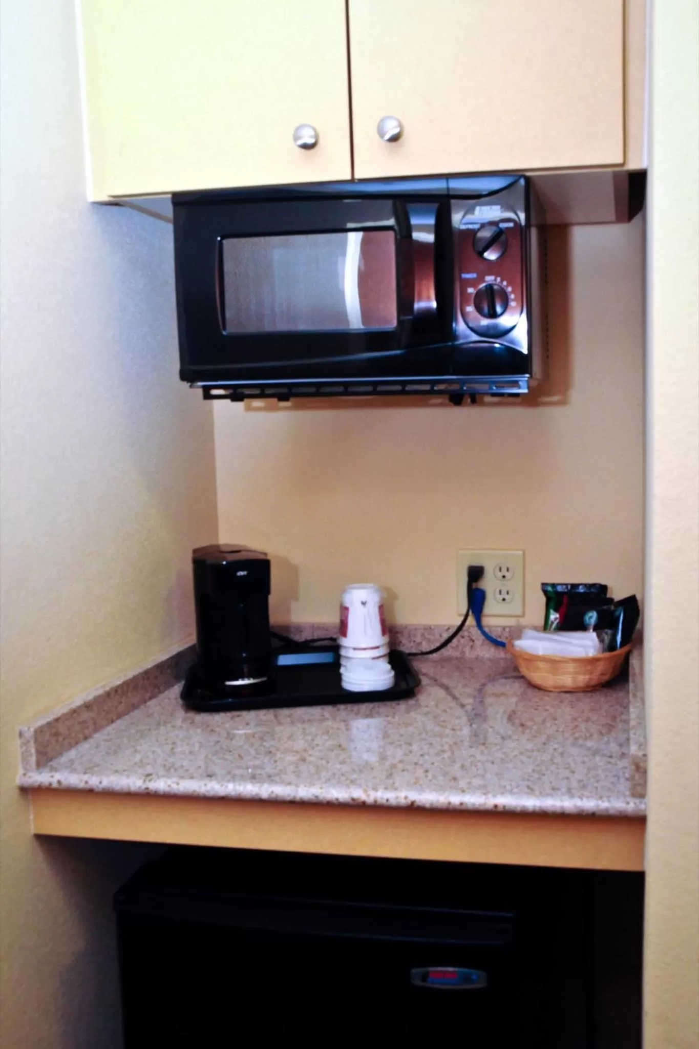 Queen Suite with Two Queen Beds in Comfort Suites Newport News Airport