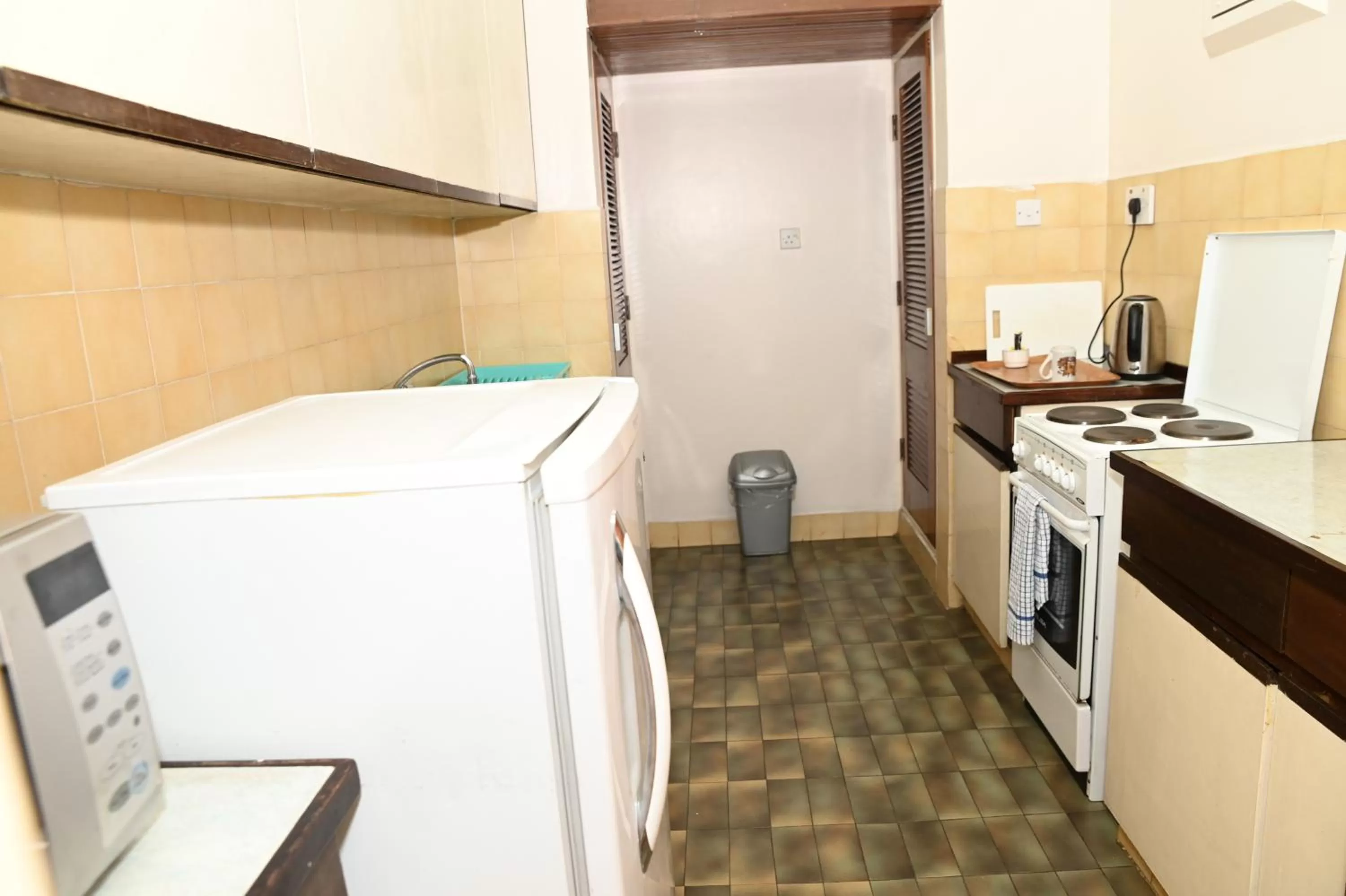 Kitchen or kitchenette in Chester Hotel and Suites Nairobi, City Centre CBD