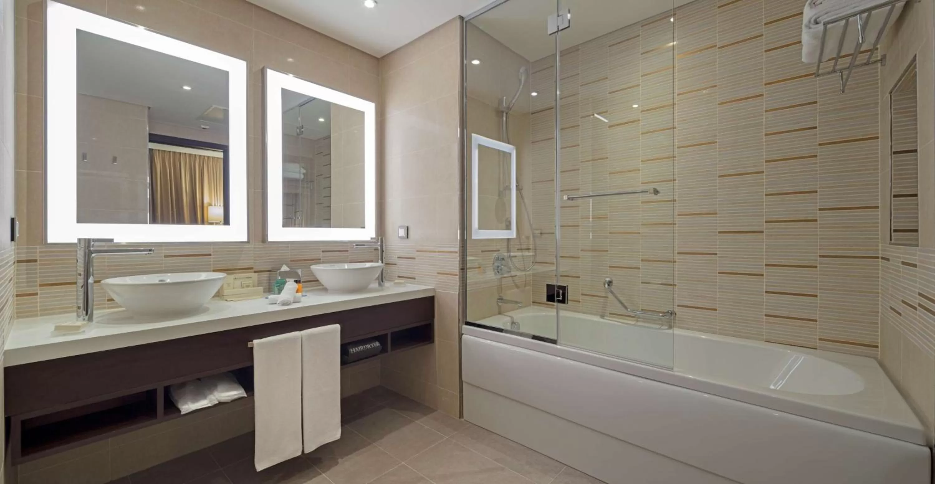 One-Bedroom King Suite in Doubletree by Hilton Istanbul Umraniye