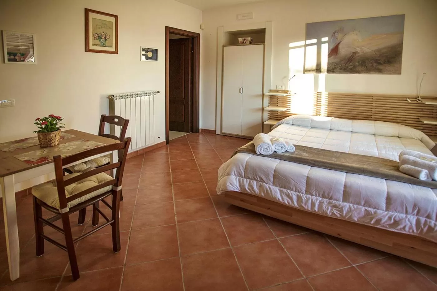 Photo of the whole room in Barokhouse