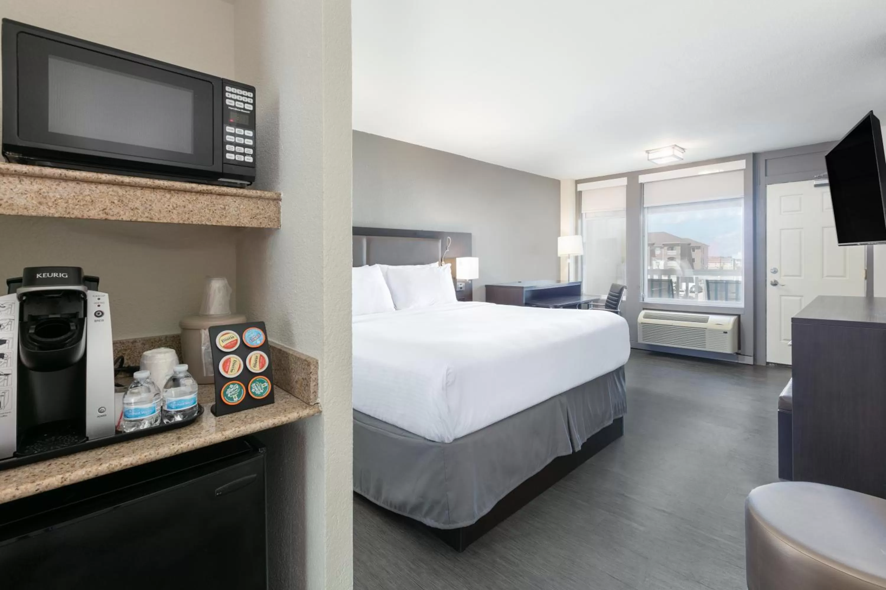 Bed in Wyndham Corpus Christi Resort North Padre Island