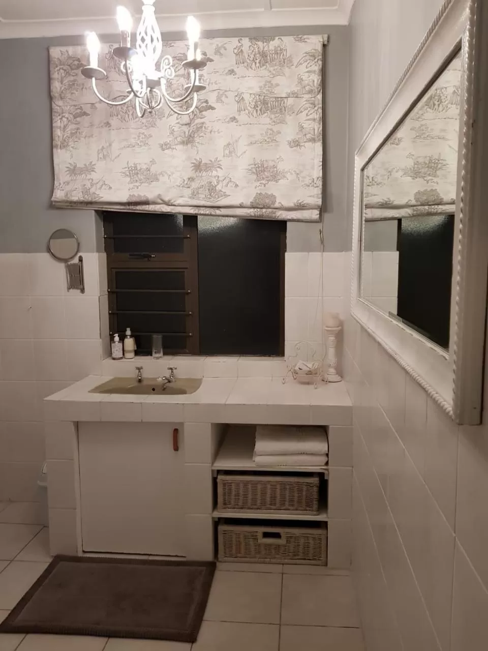 TV/Entertainment Center in Umuzi Guest House