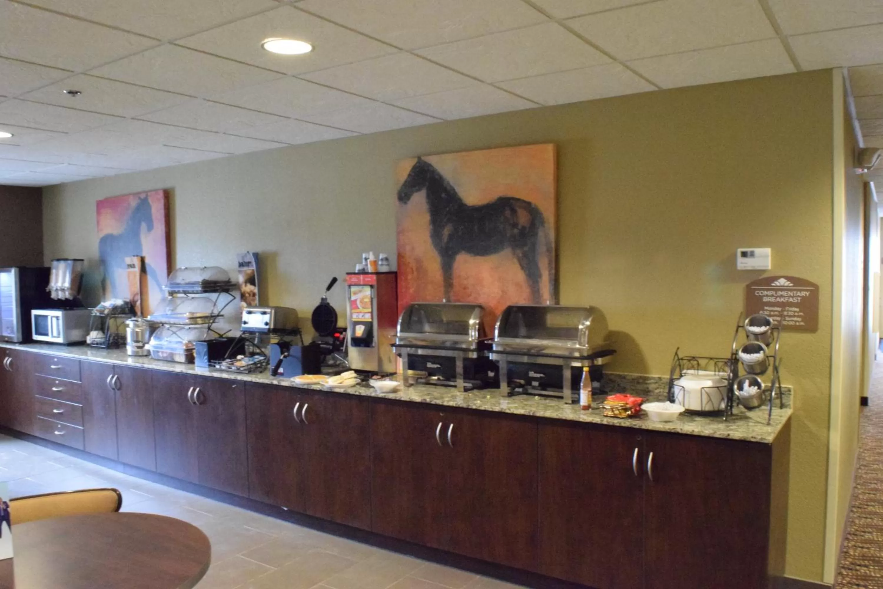 Restaurant/places to eat in Microtel Inn and Suites Pecos