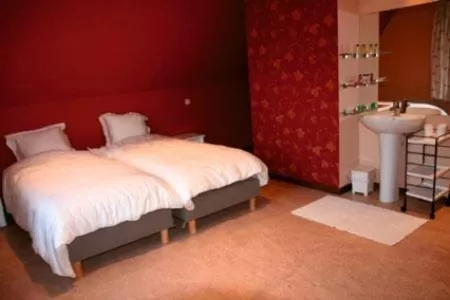 Bed in B&B Heerlijkhyd