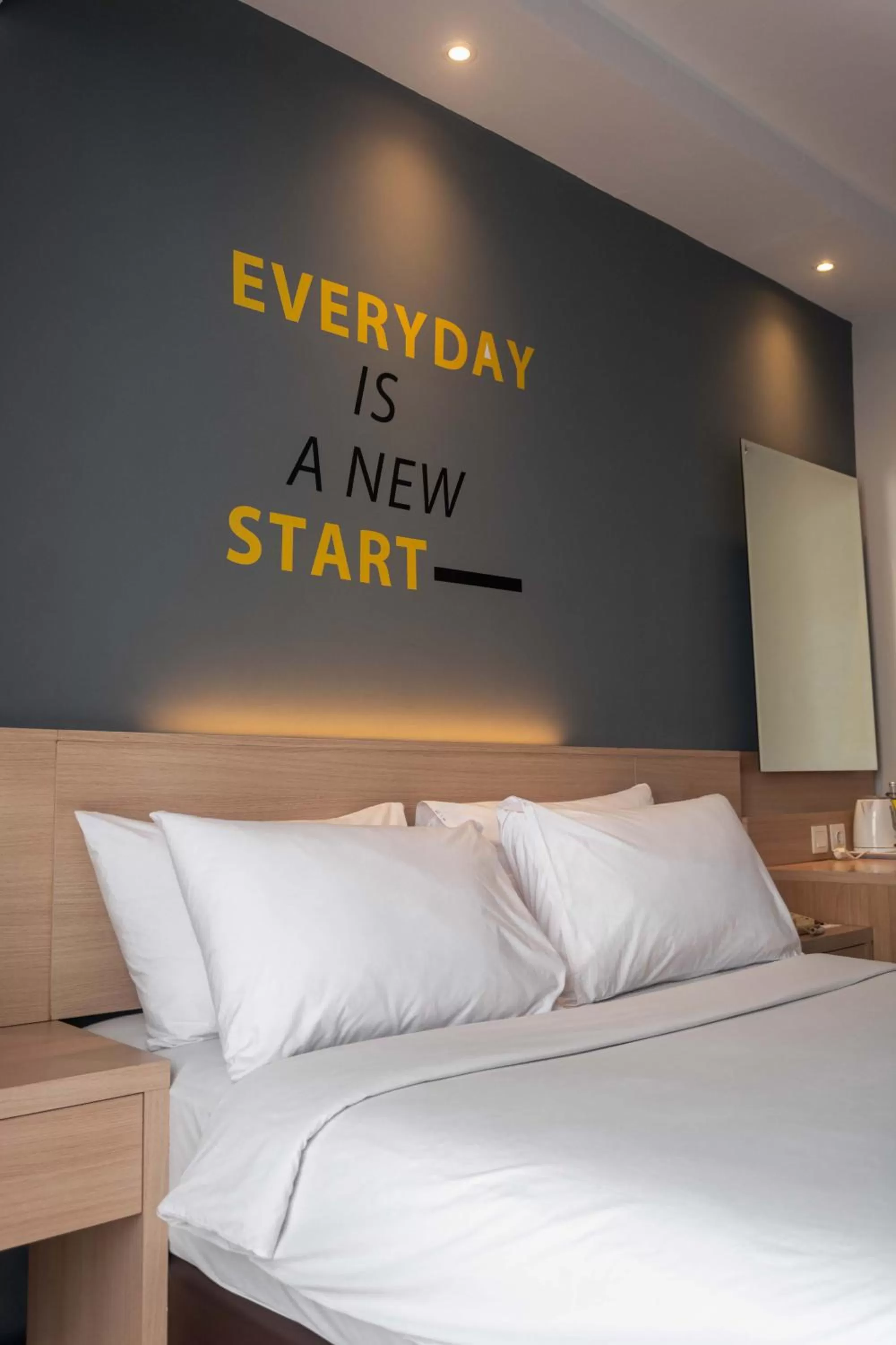 Bed in ROOMS INC d'botanica Bandung