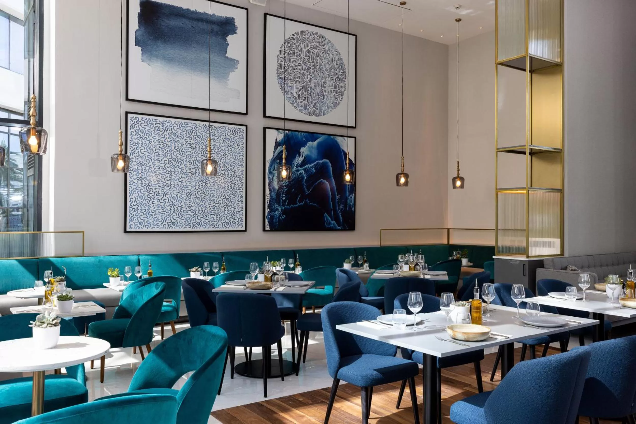 Restaurant/places to eat in Sheraton Nice