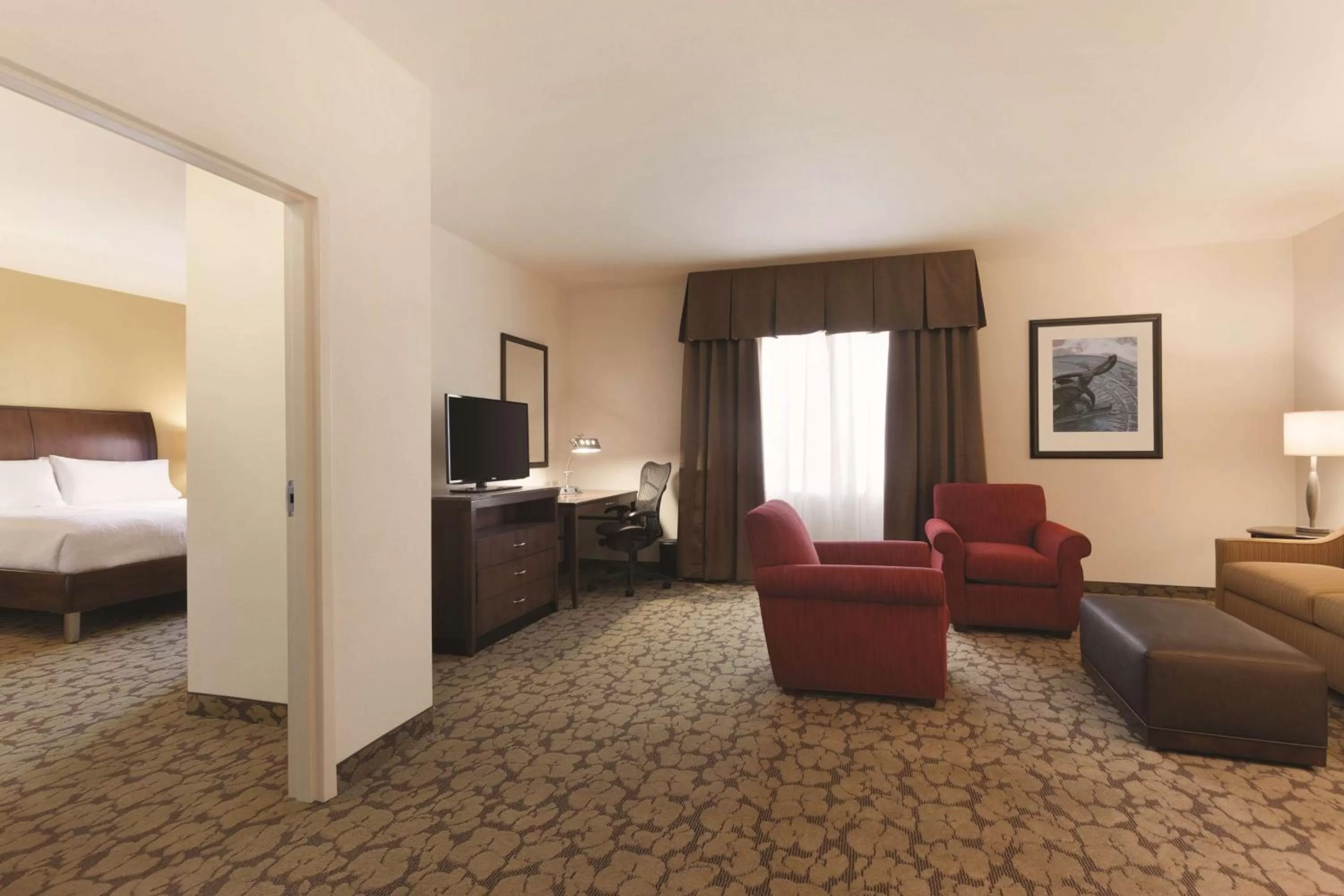 Bedroom, Bed in Hilton Garden Inn Rochester Downtown, NY