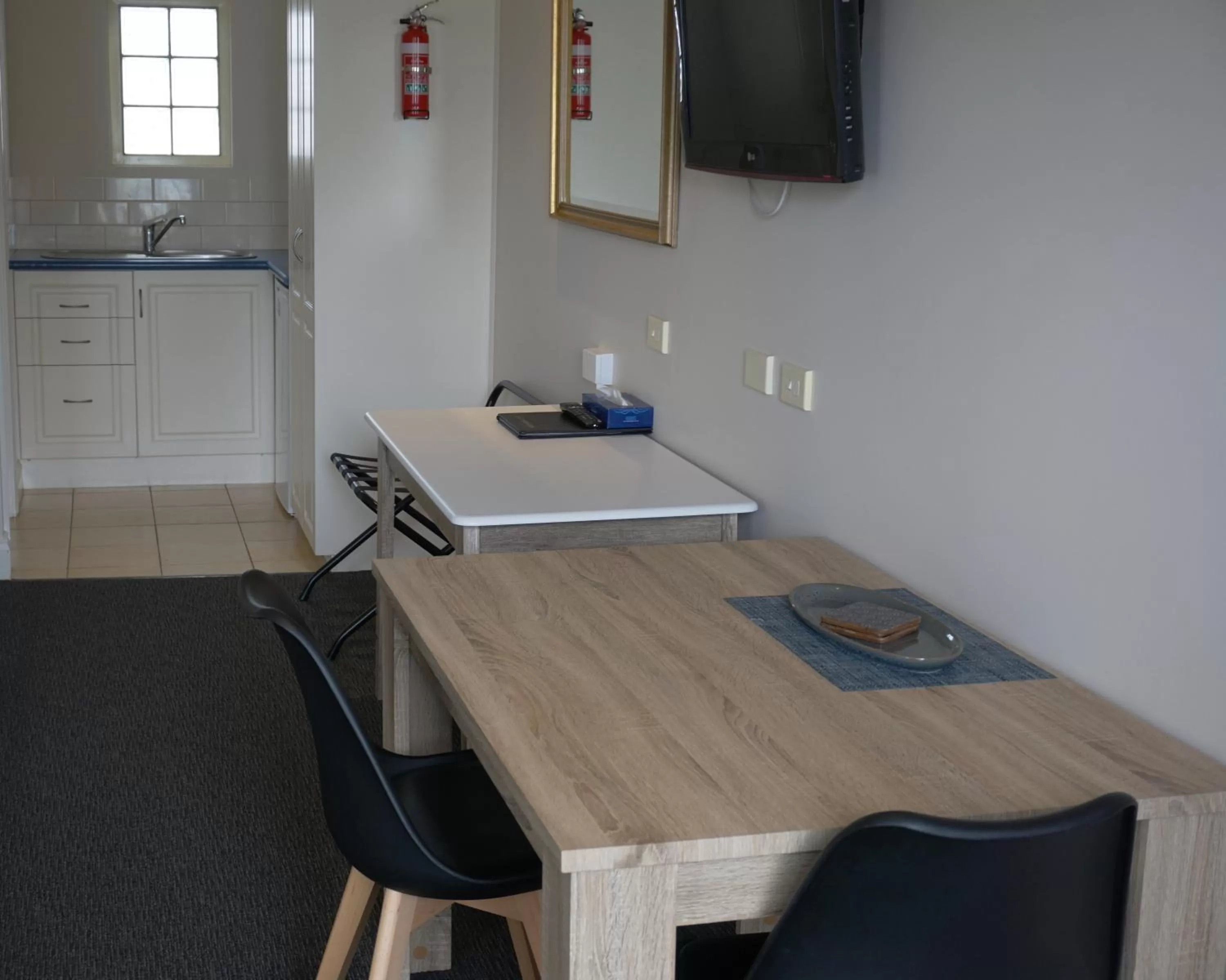 Ashmont Motel and Apartments