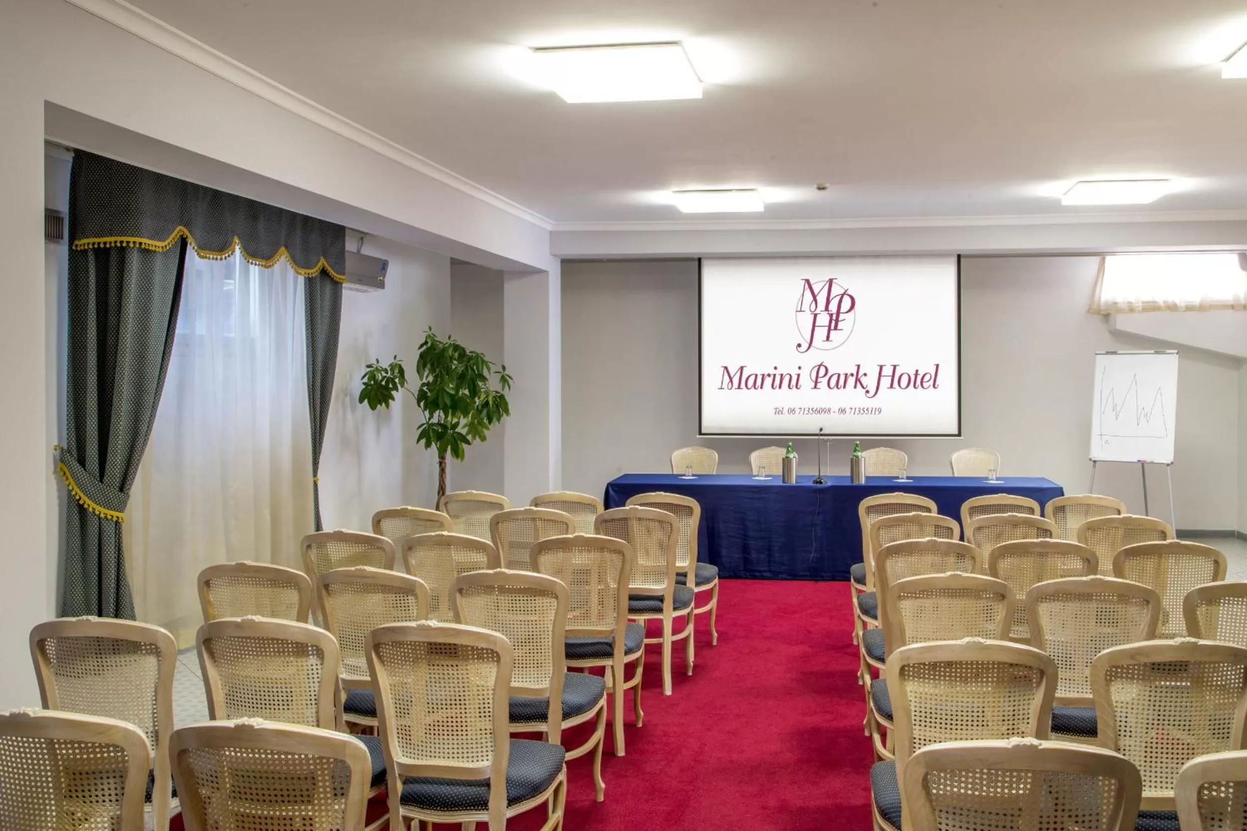 Business facilities in Marini Park Hotel
