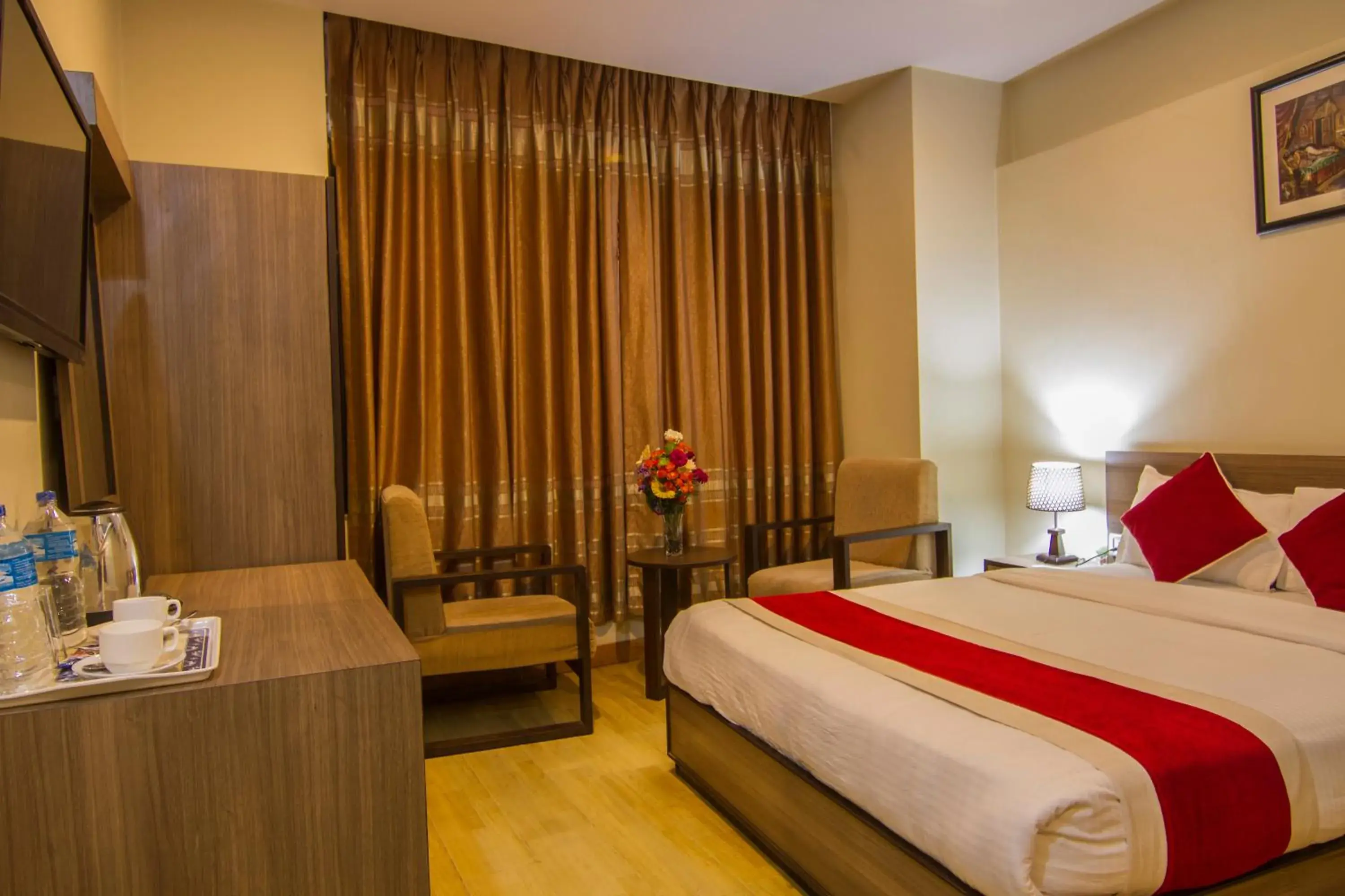 Deluxe Double or Twin Room in Hotel Regal Airport Deluxe Double or Twin Room in Hotel Regal Airport