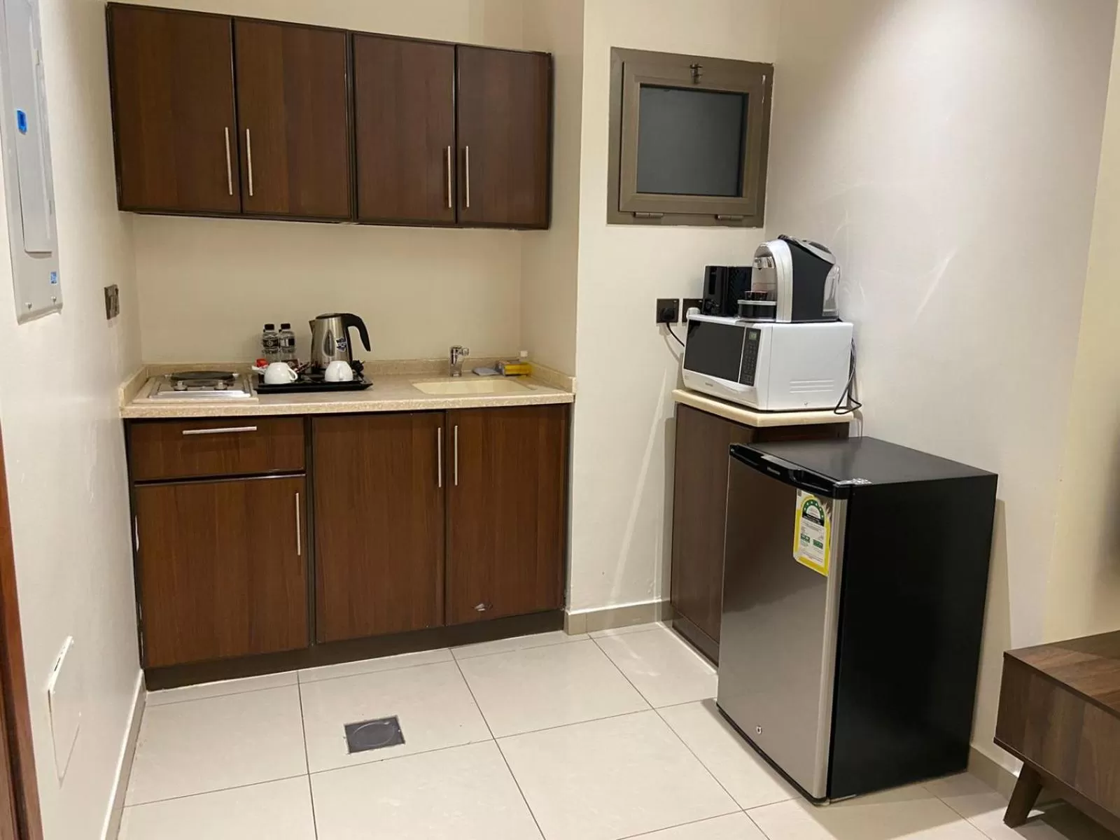 Kitchen/Kitchenette in Friesian Hotel Suites