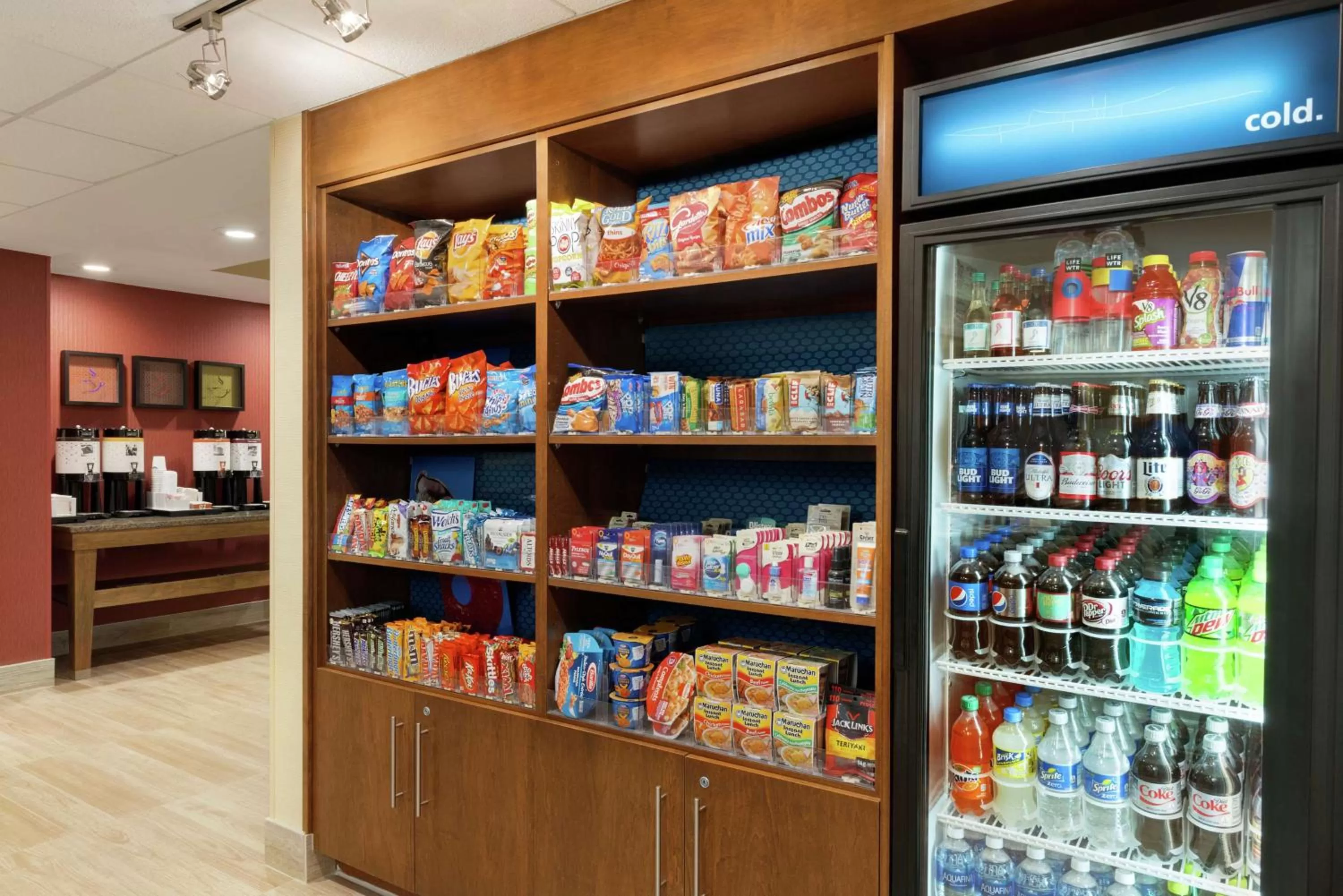 Restaurant/places to eat in Hampton Inn West Des Moines Lake Drive