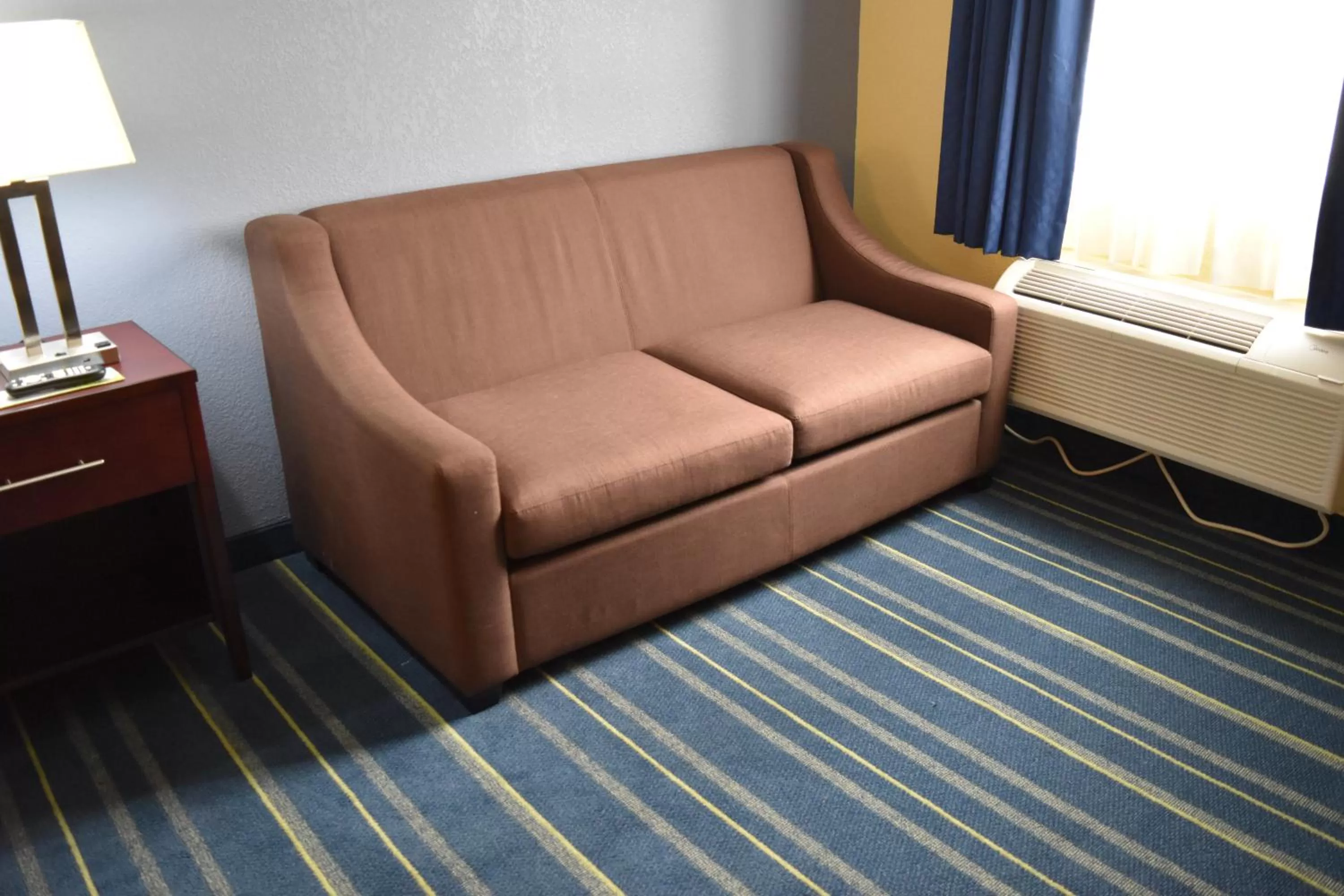 Seating area in Days Inn by Wyndham Grand Island