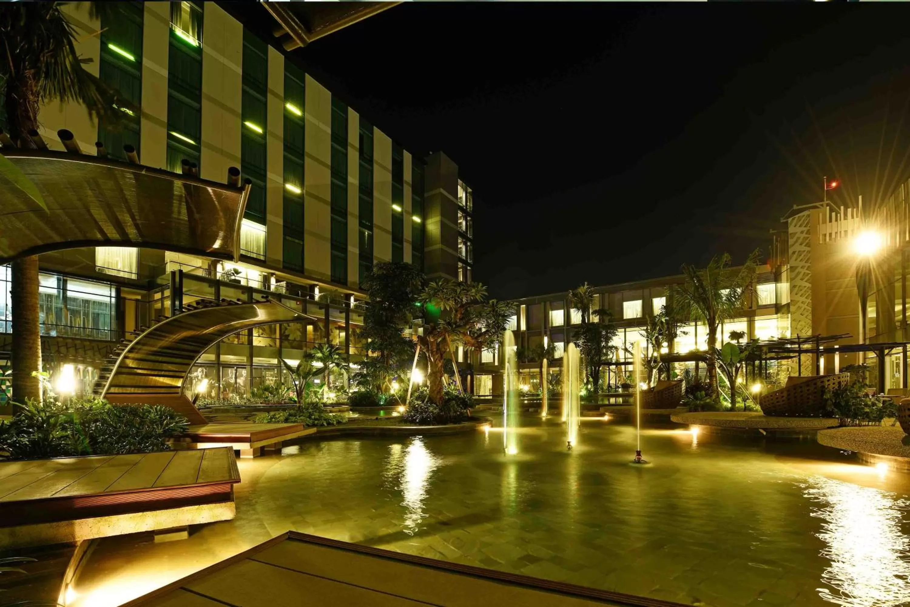 Property building in Holiday Inn Cikarang Jababeka by IHG