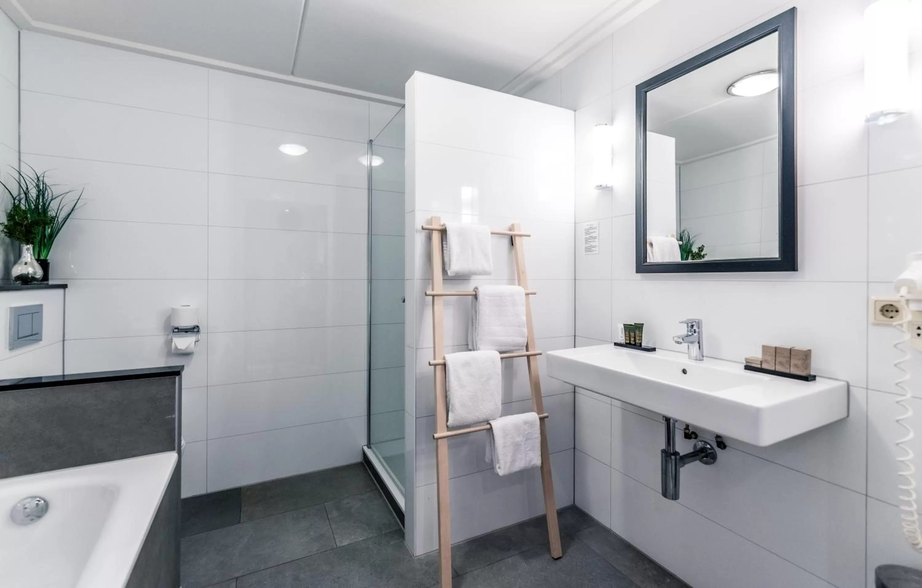 Bathroom in Van der Valk Cuijk - Nijmegen