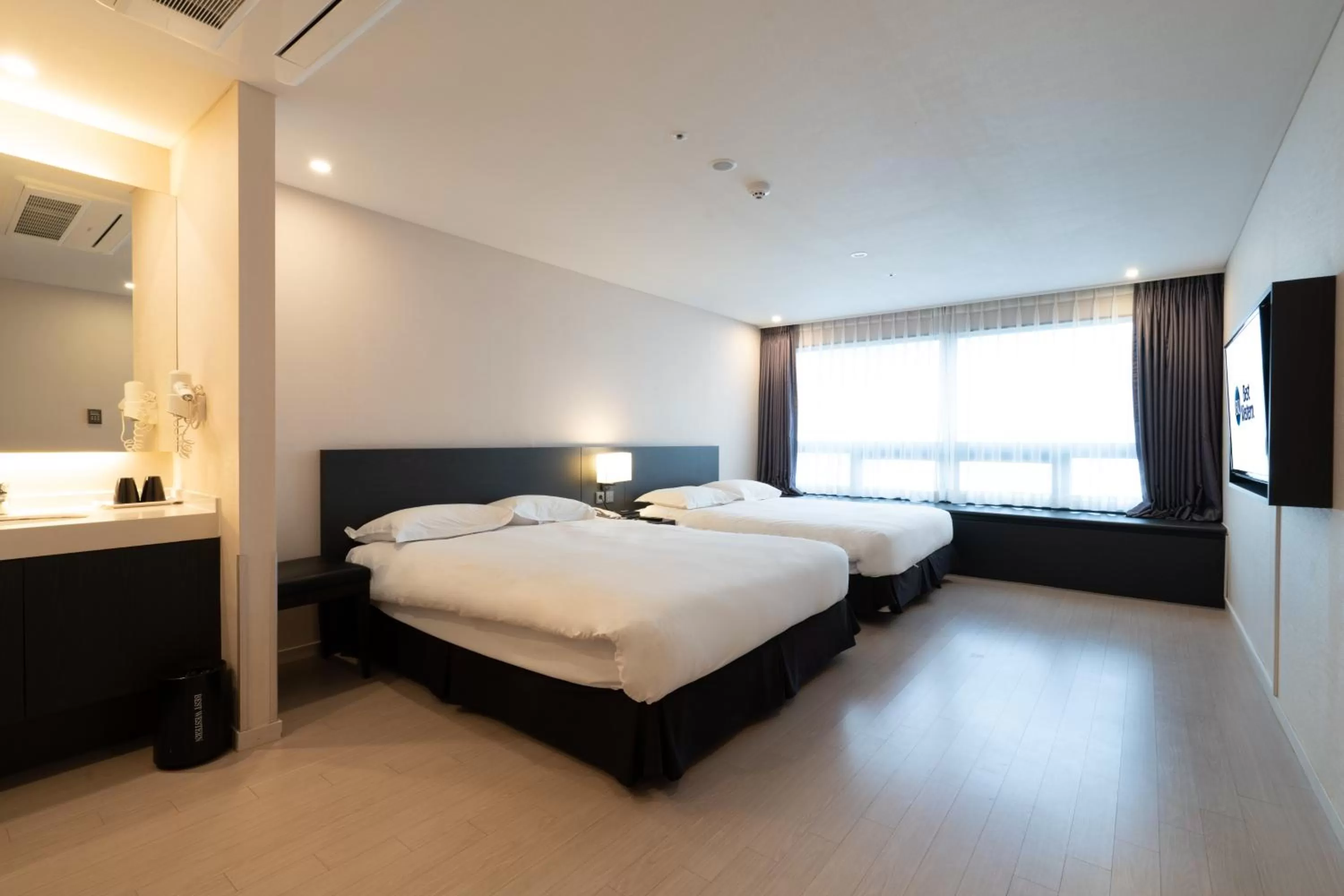 Bed in Best Western Jeju Hotel