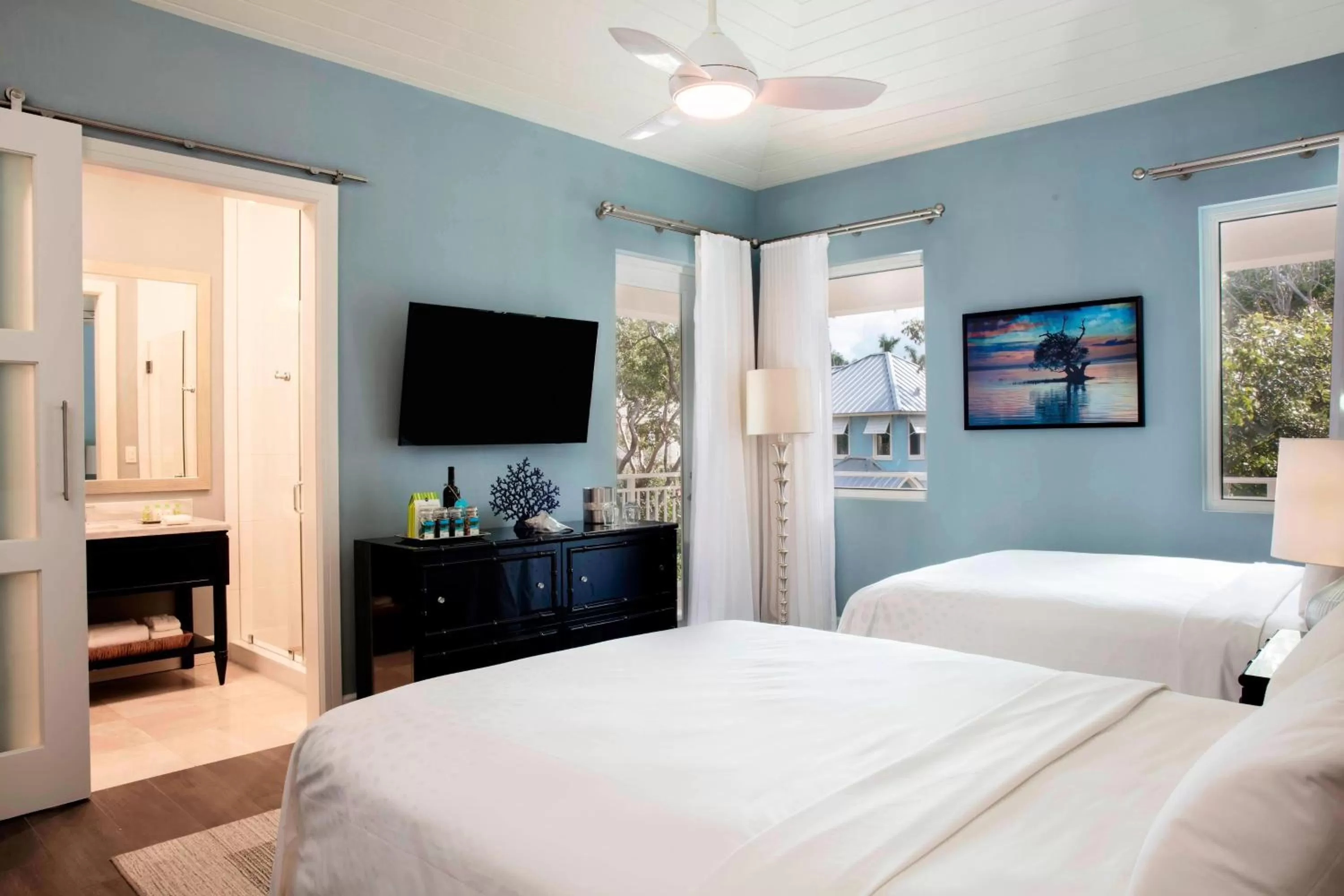 Beach, Bed in Playa Largo Resort & Spa, Autograph Collection