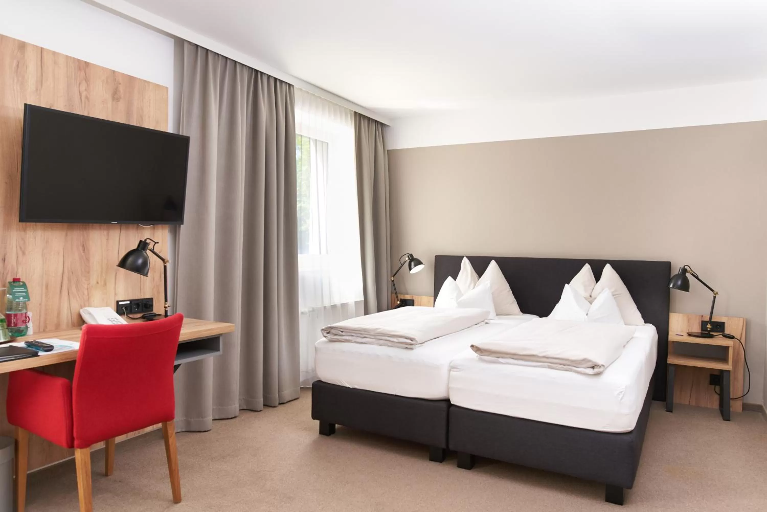 TV and multimedia, Bed in Gasthof Maxlhaid