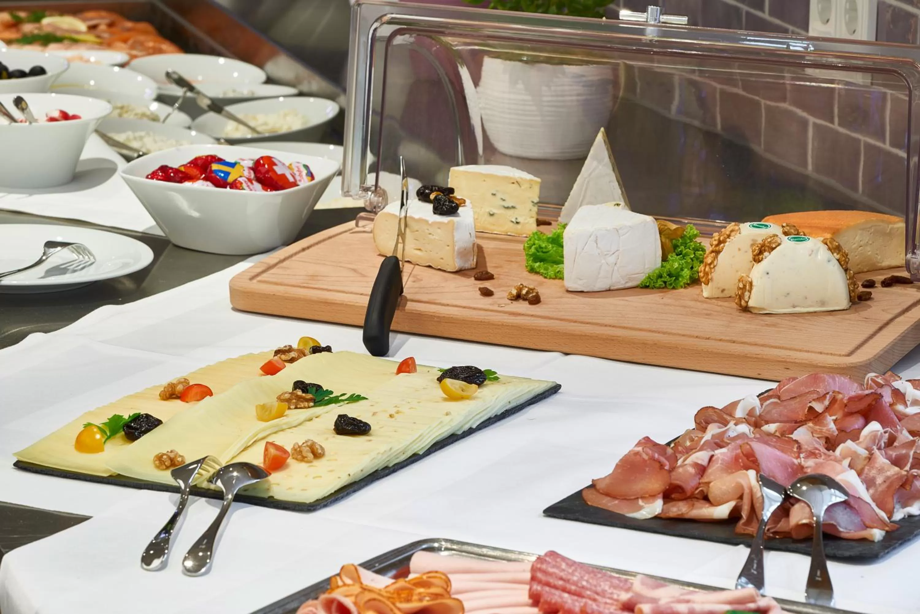 Breakfast in Hotel Elbresidenz an der Therme