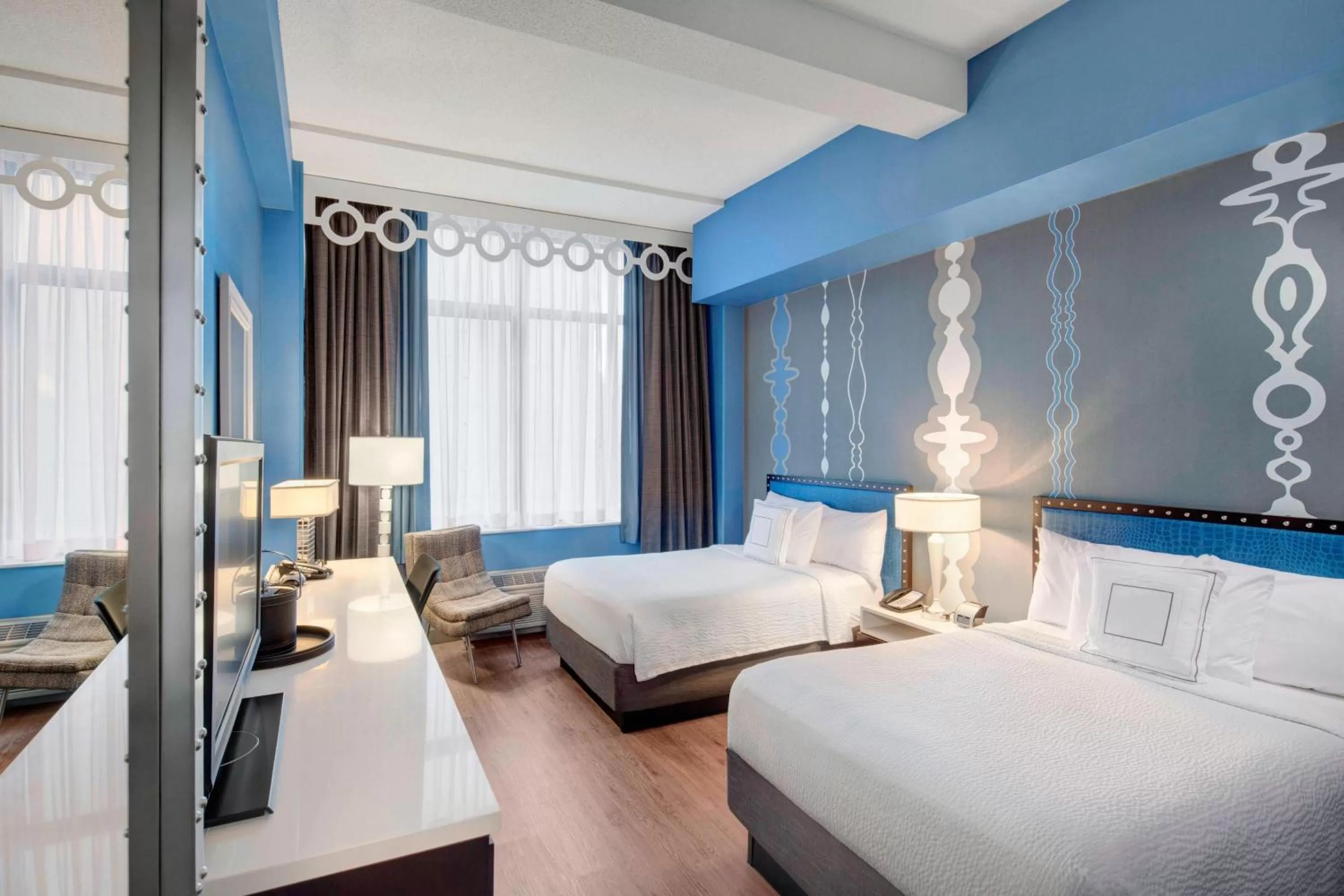 Photo of the whole room, Bed in Fairfield Inn and Suites Chicago Downtown/ Magnificent Mile