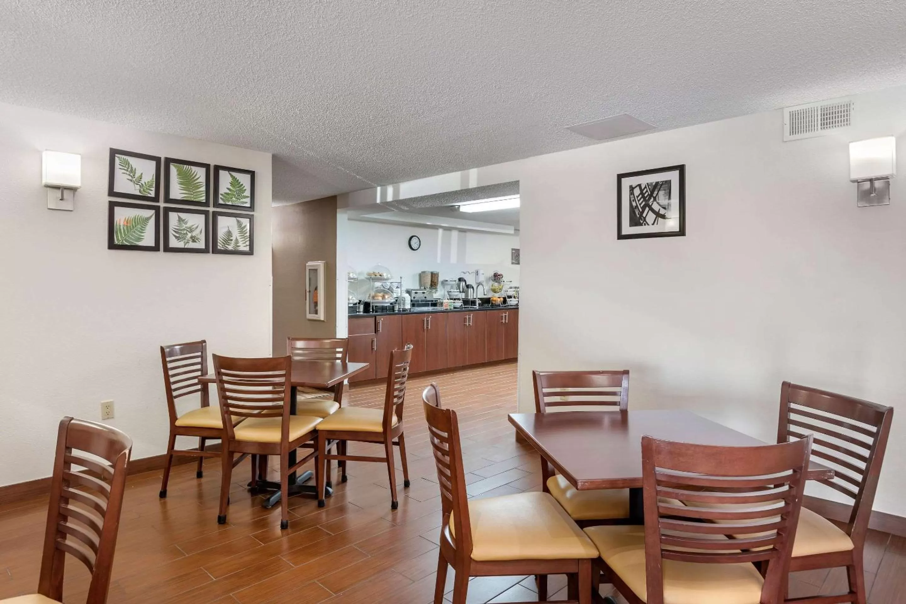 Restaurant/places to eat in Sleep Inn DeWitt - Lansing North