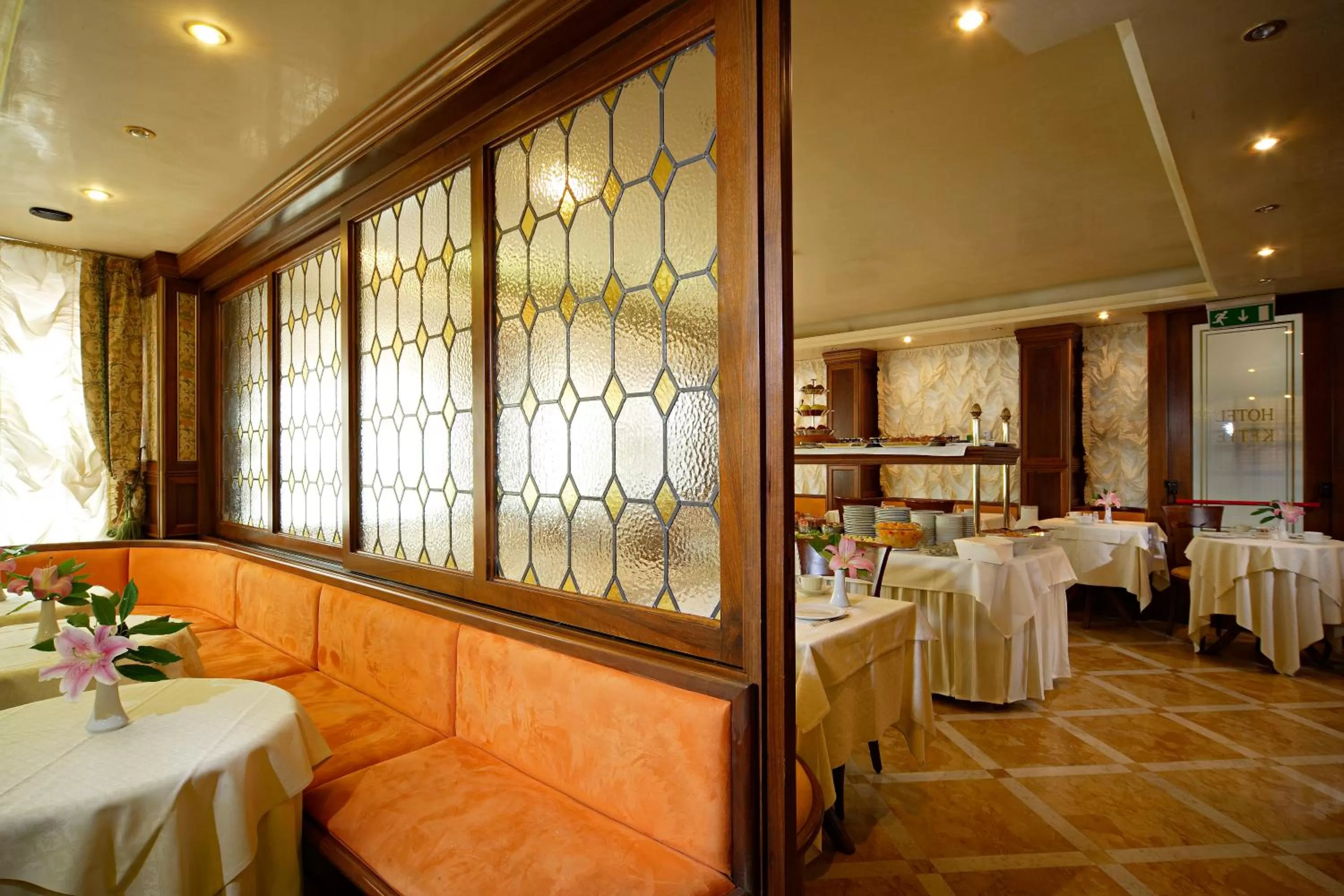 Restaurant/places to eat in Hotel Kette