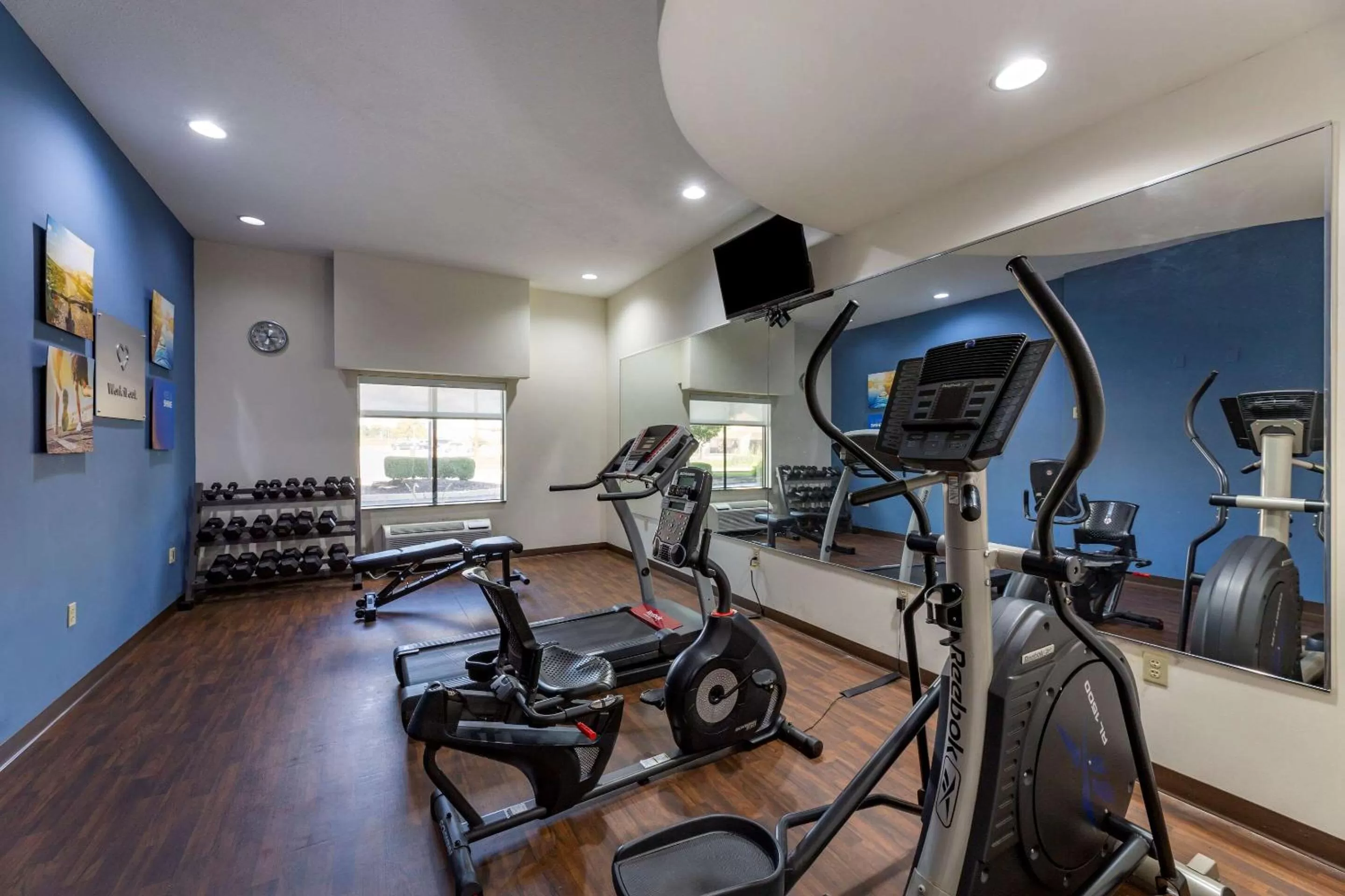 Fitness centre/facilities in Comfort Suites Perrysburg - Toledo South
