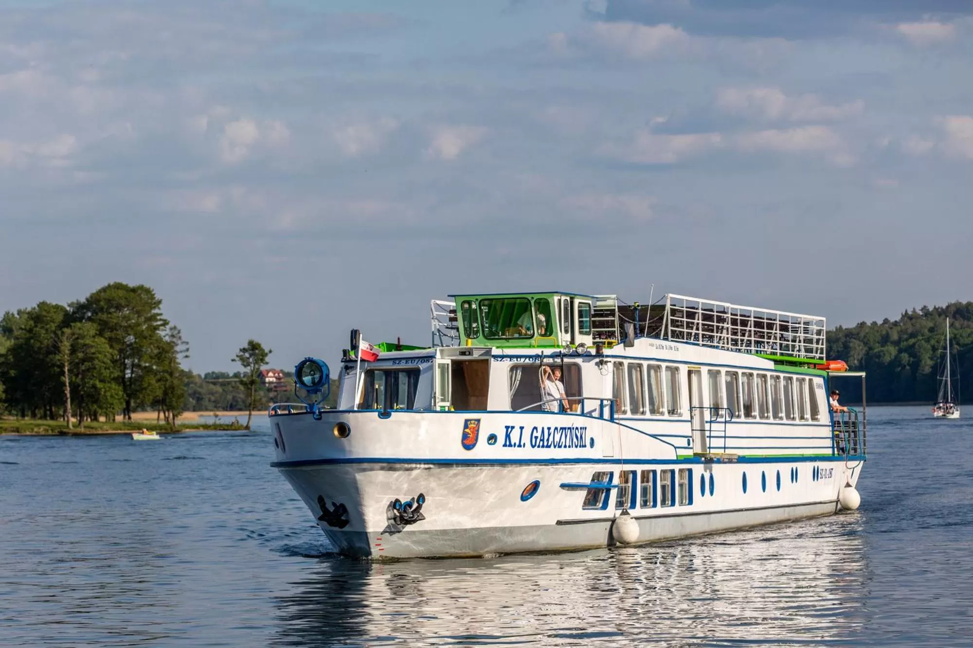 Activities in Hotel Robert's Port