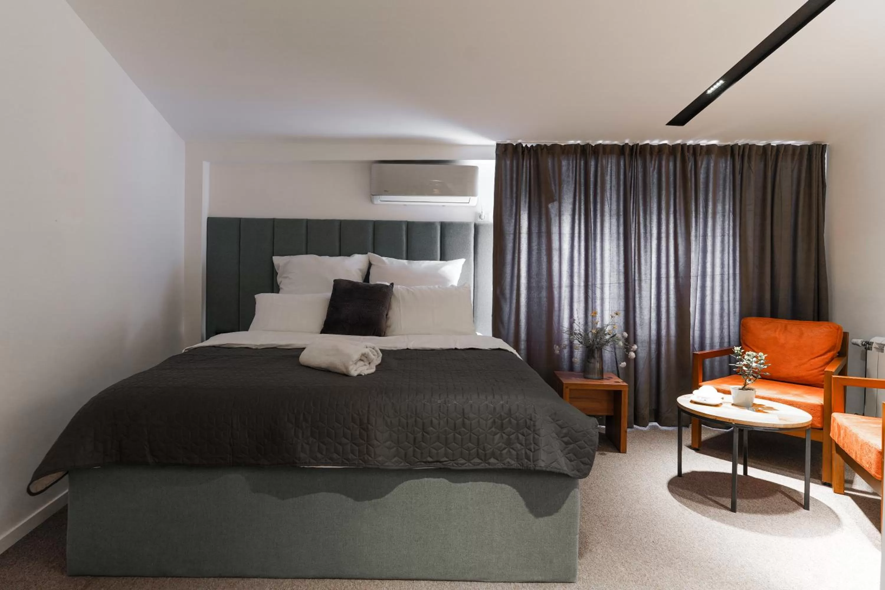 Bed in The White Tree