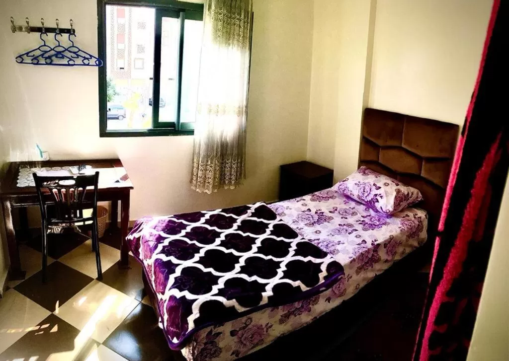 Bed in ZELLAKA hôtel & café