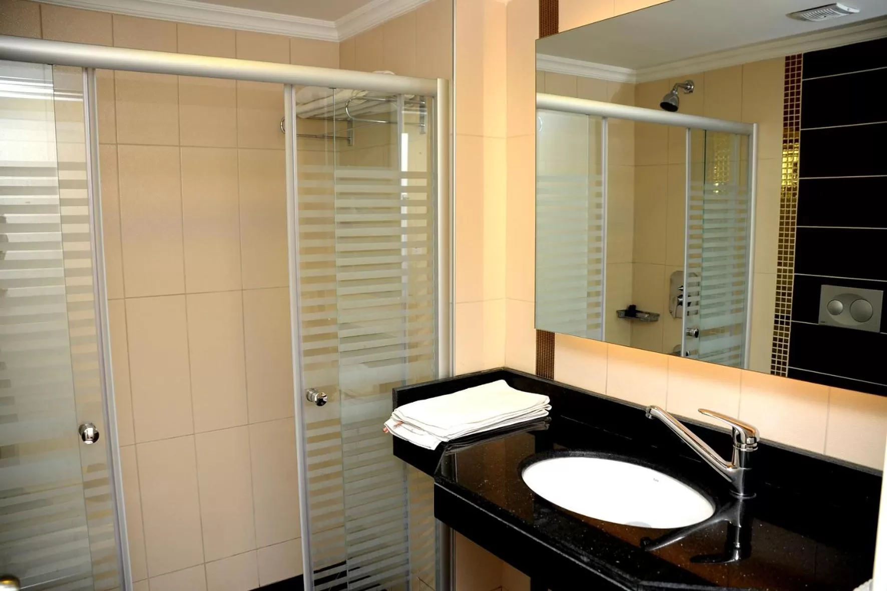 Bathroom in Sahinbey Hotel