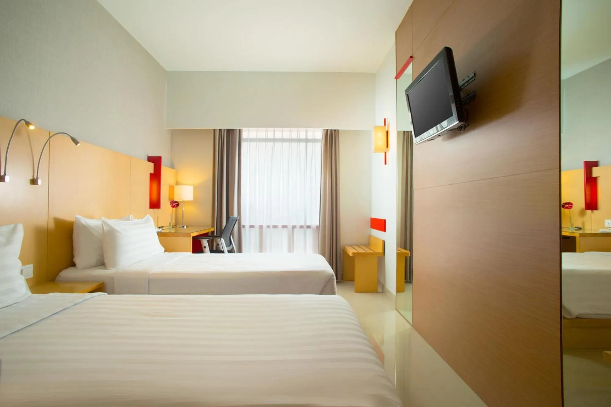 Bed in Santika Premiere Dyandra Hotel & Convention - Medan