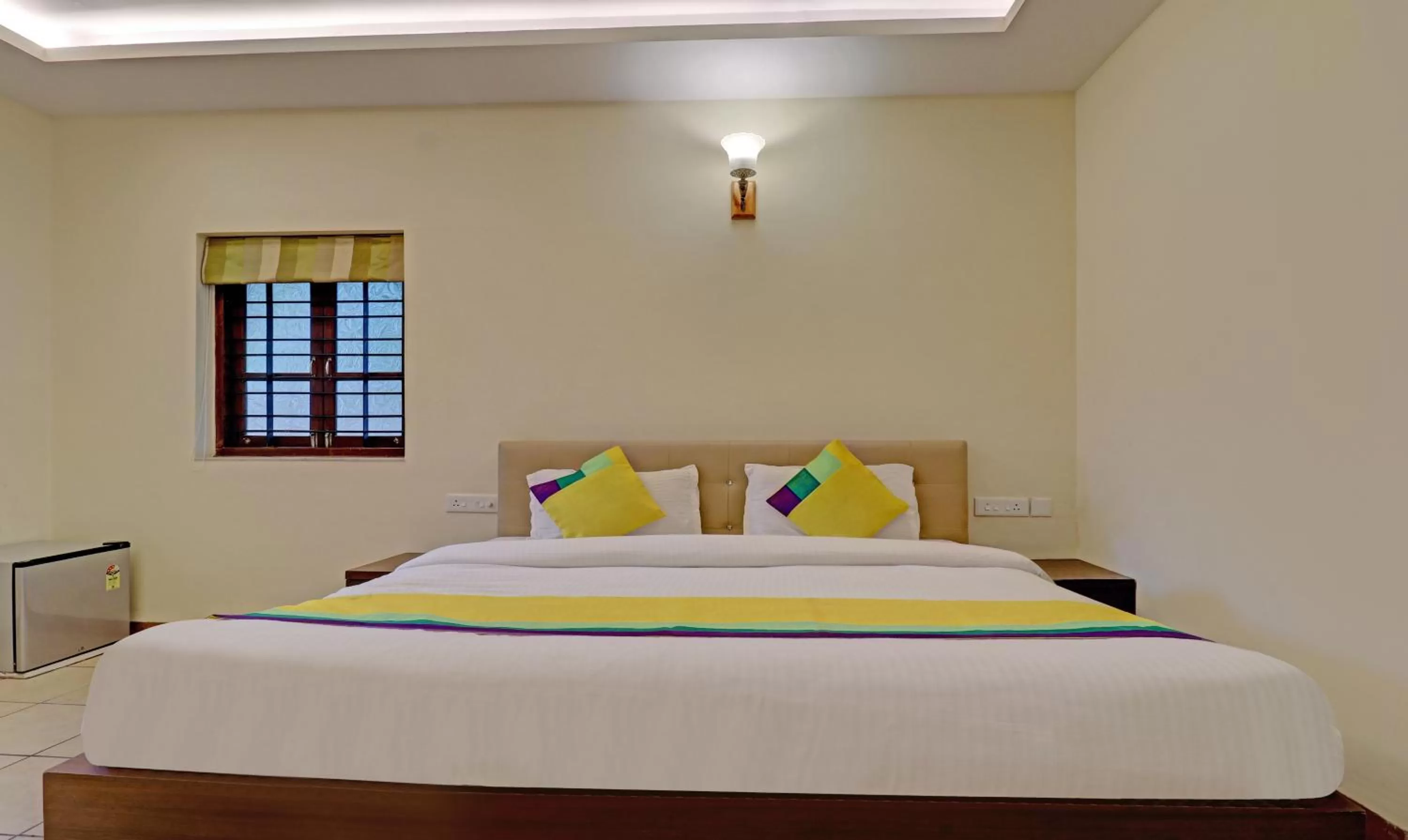 Bedroom, Bed in Itsy Hotels Vailankanni Natures Inn