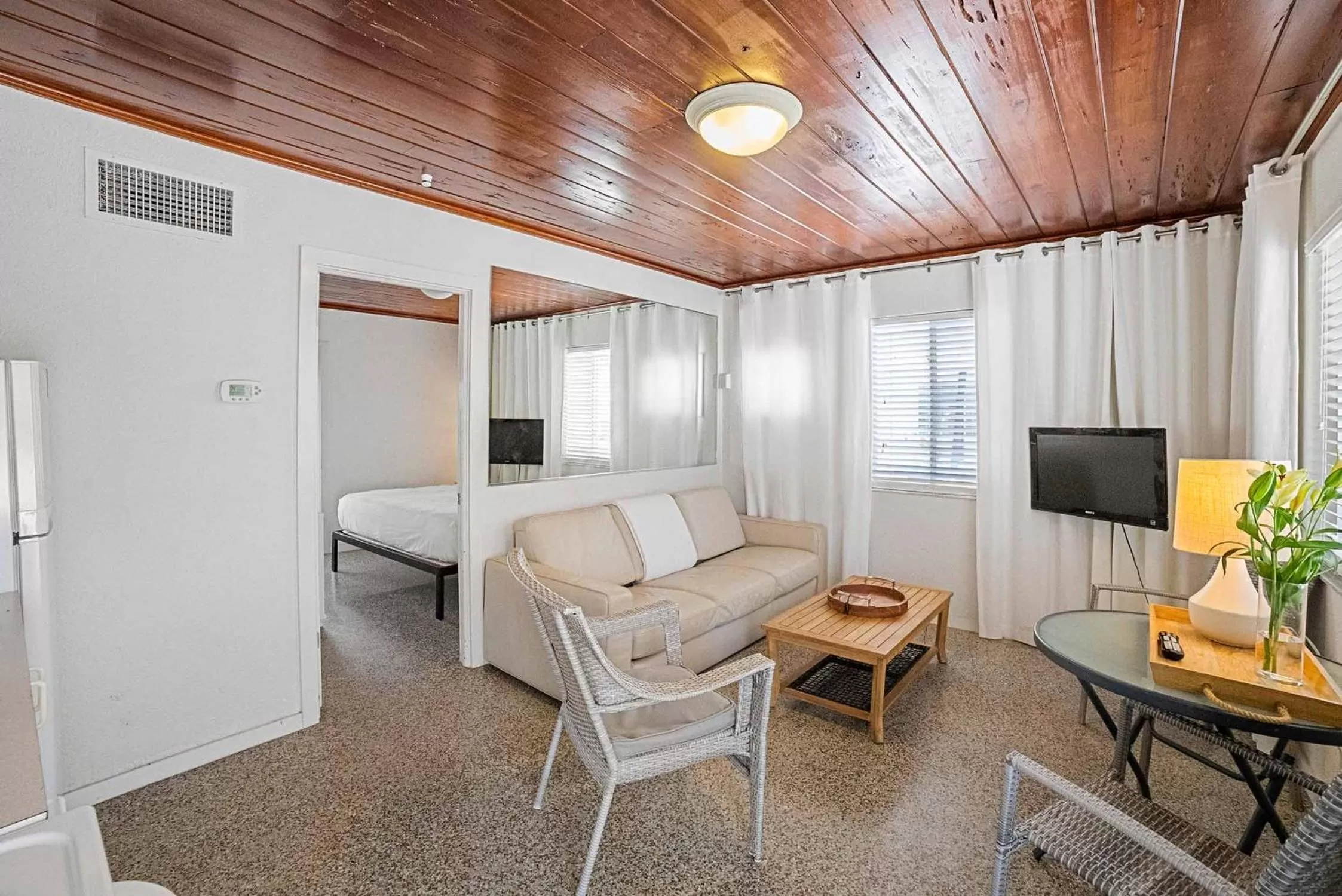 Bed in Casey Key Resort - Gulf Shores