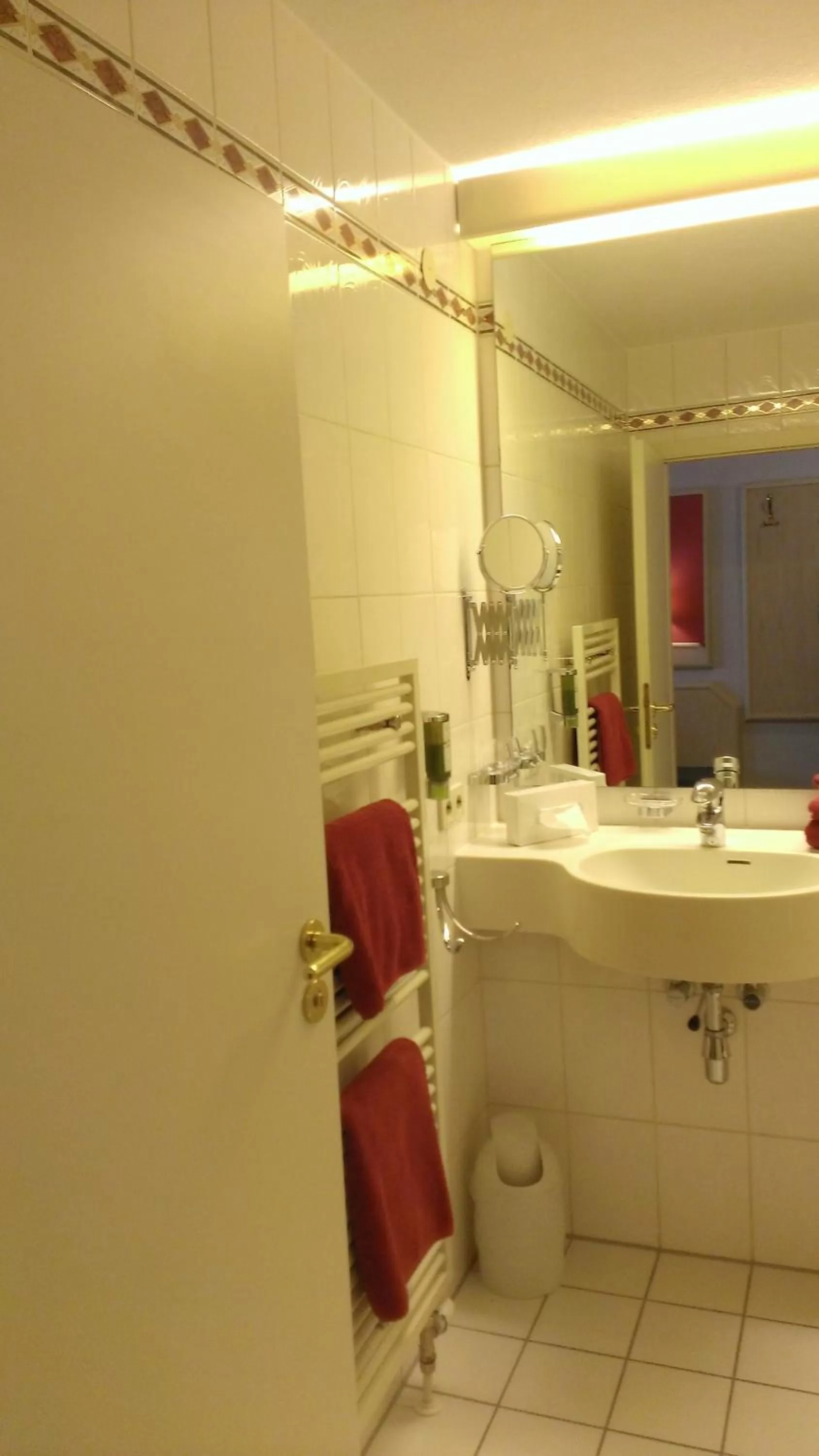 Bathroom in Hotel-Restaurant Schwanen