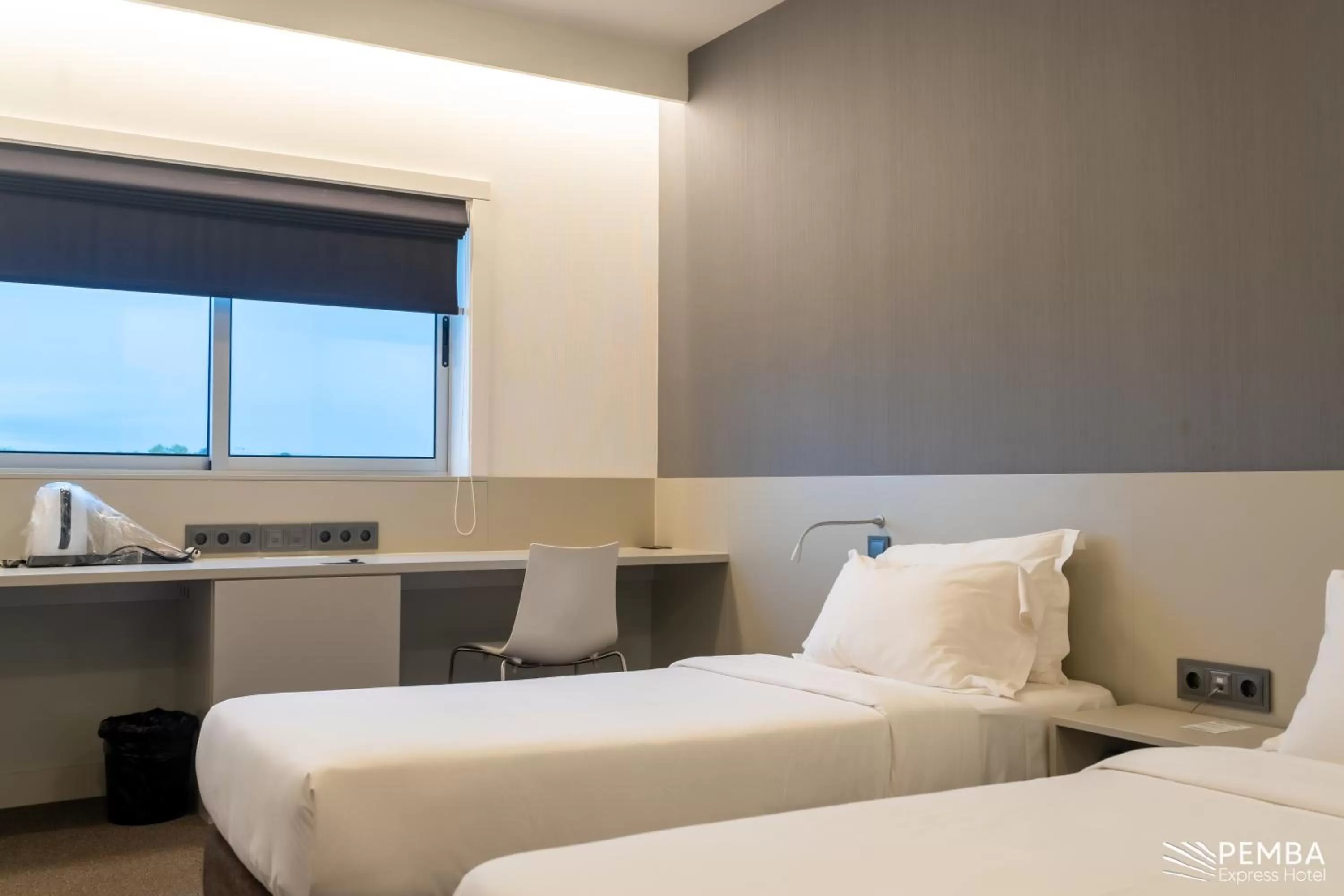 Bed in Pemba Express Hotel