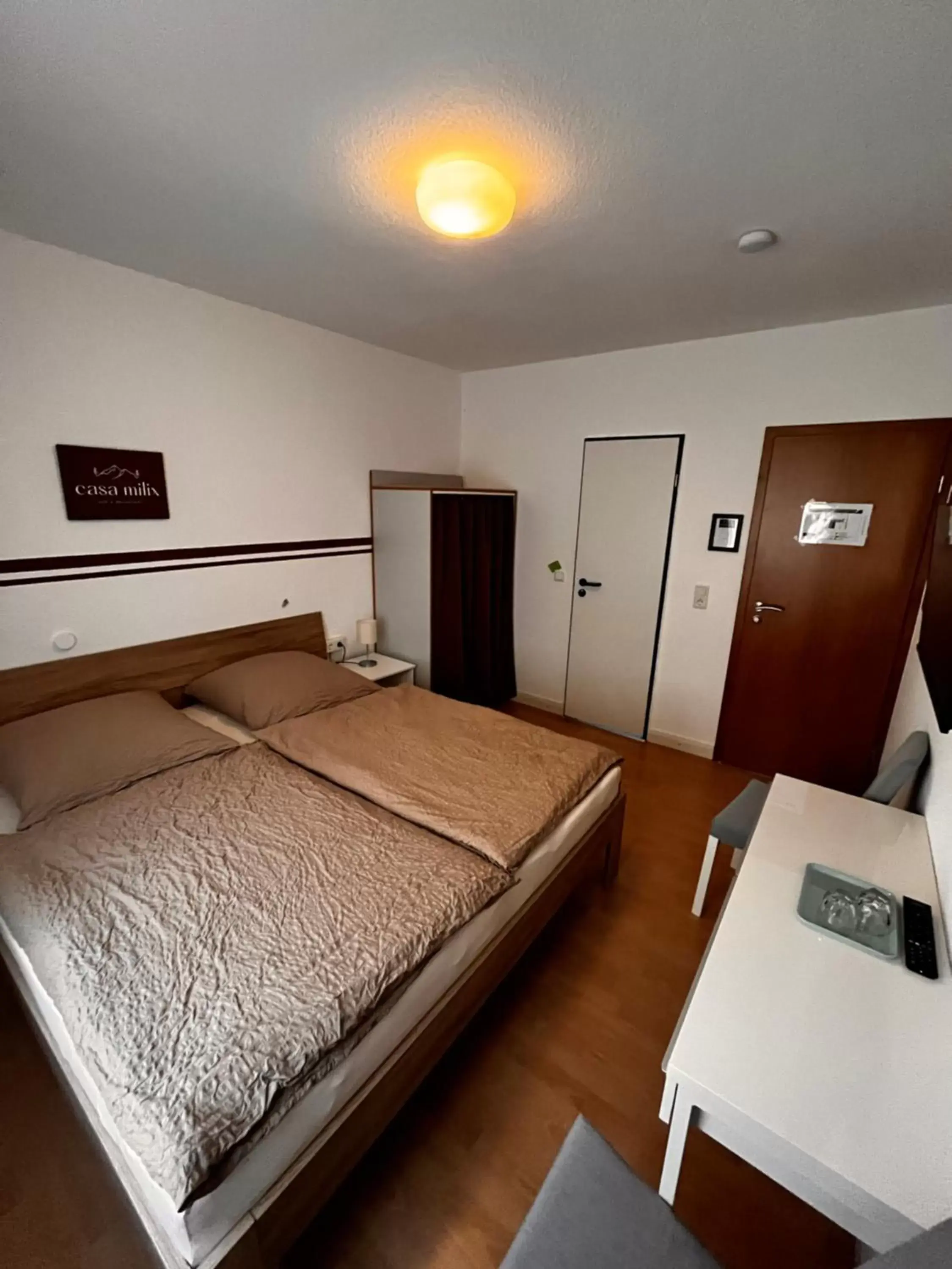 Standard Double Room in Casa Milix - Bed & Breakfast Standard Double Room in Casa Milix - Bed & Breakfast