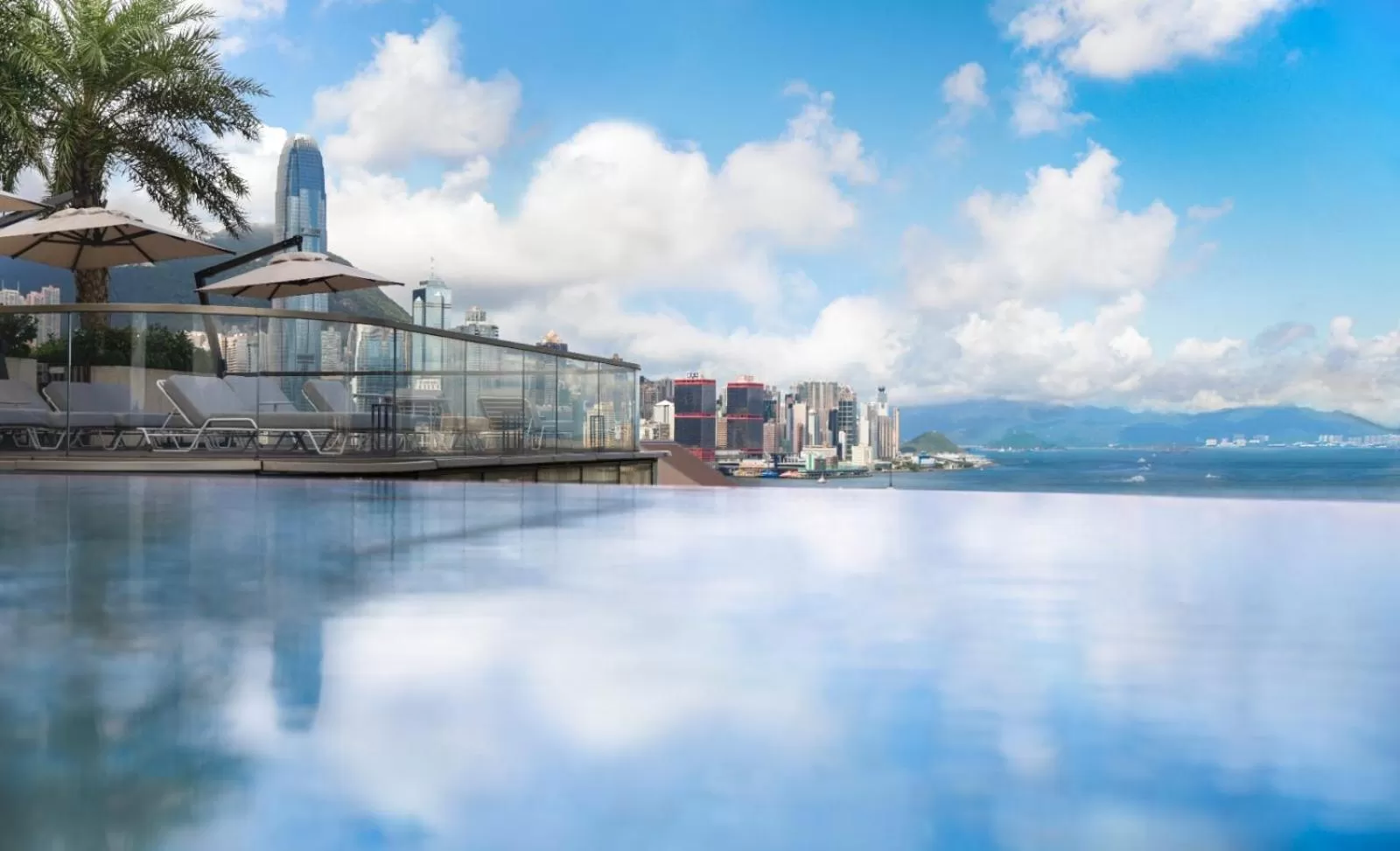 Swimming pool in K11 ARTUS