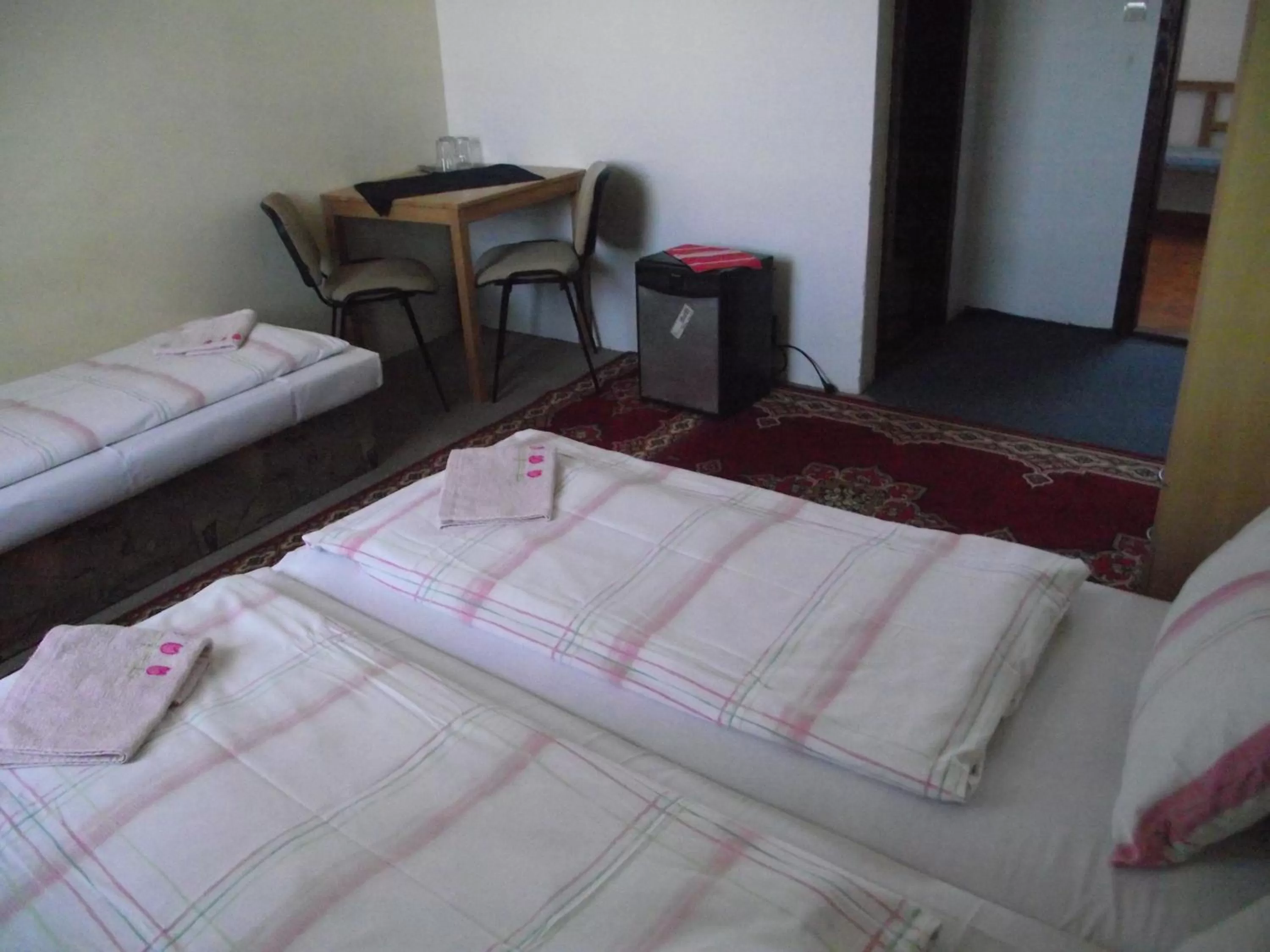 Photo of the whole room, Bed in Penzión Slávia