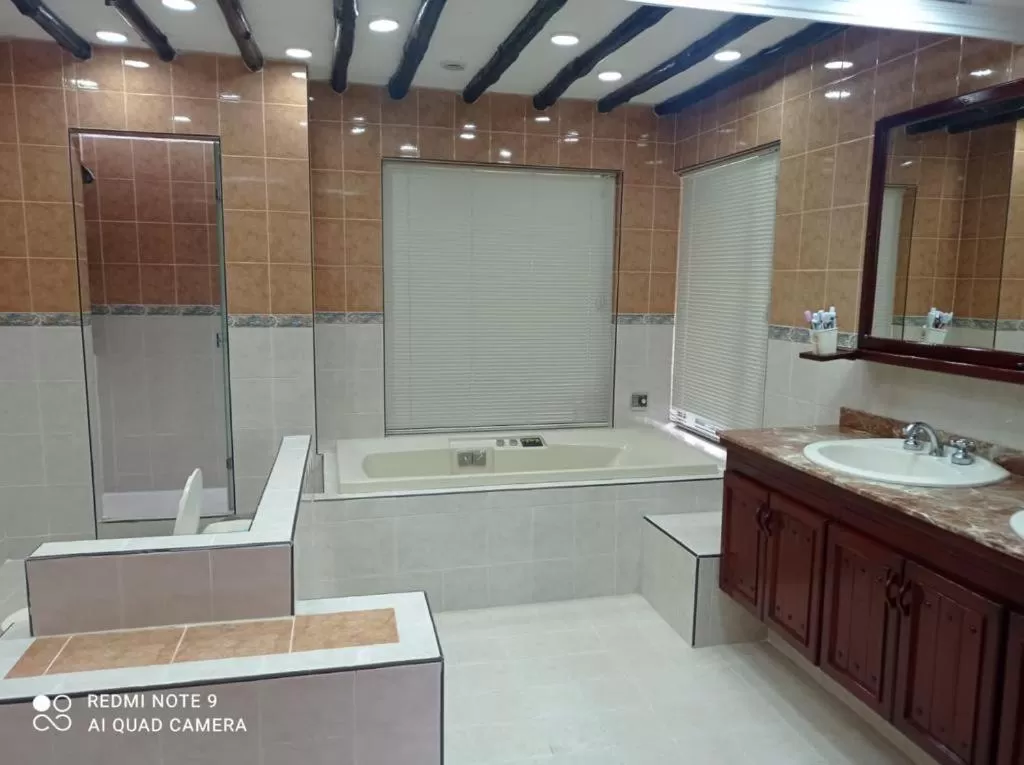 Bathroom in Hotel Chalet El Castillo by Majuva