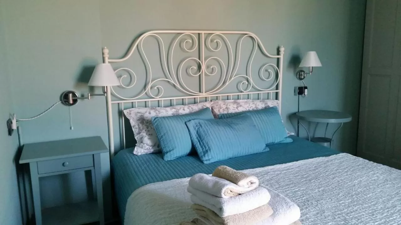 Bedroom, Bed in Il Giardino Di Emilio