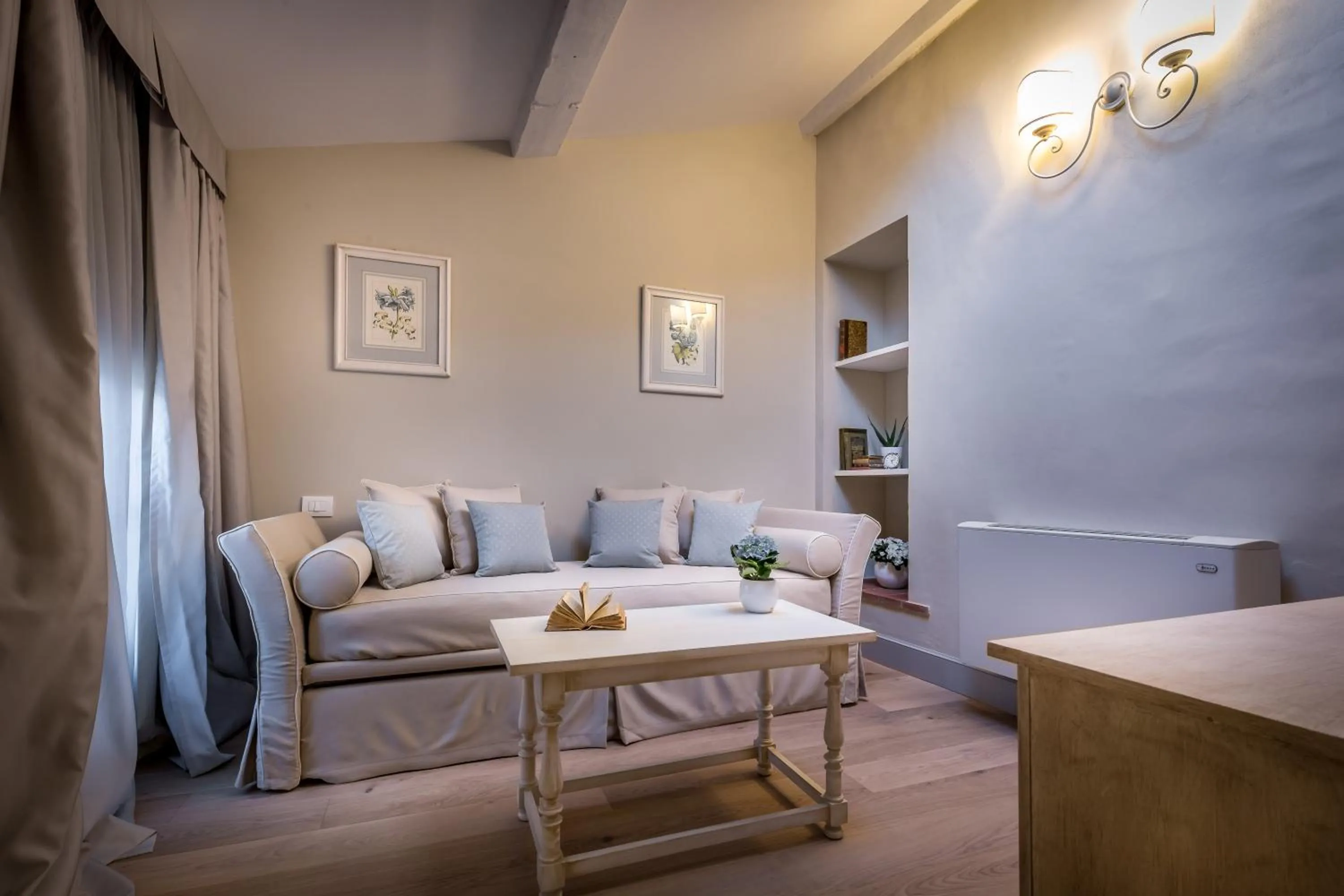 Living room in Palazzo Ridolfi - Residenza d'Epoca