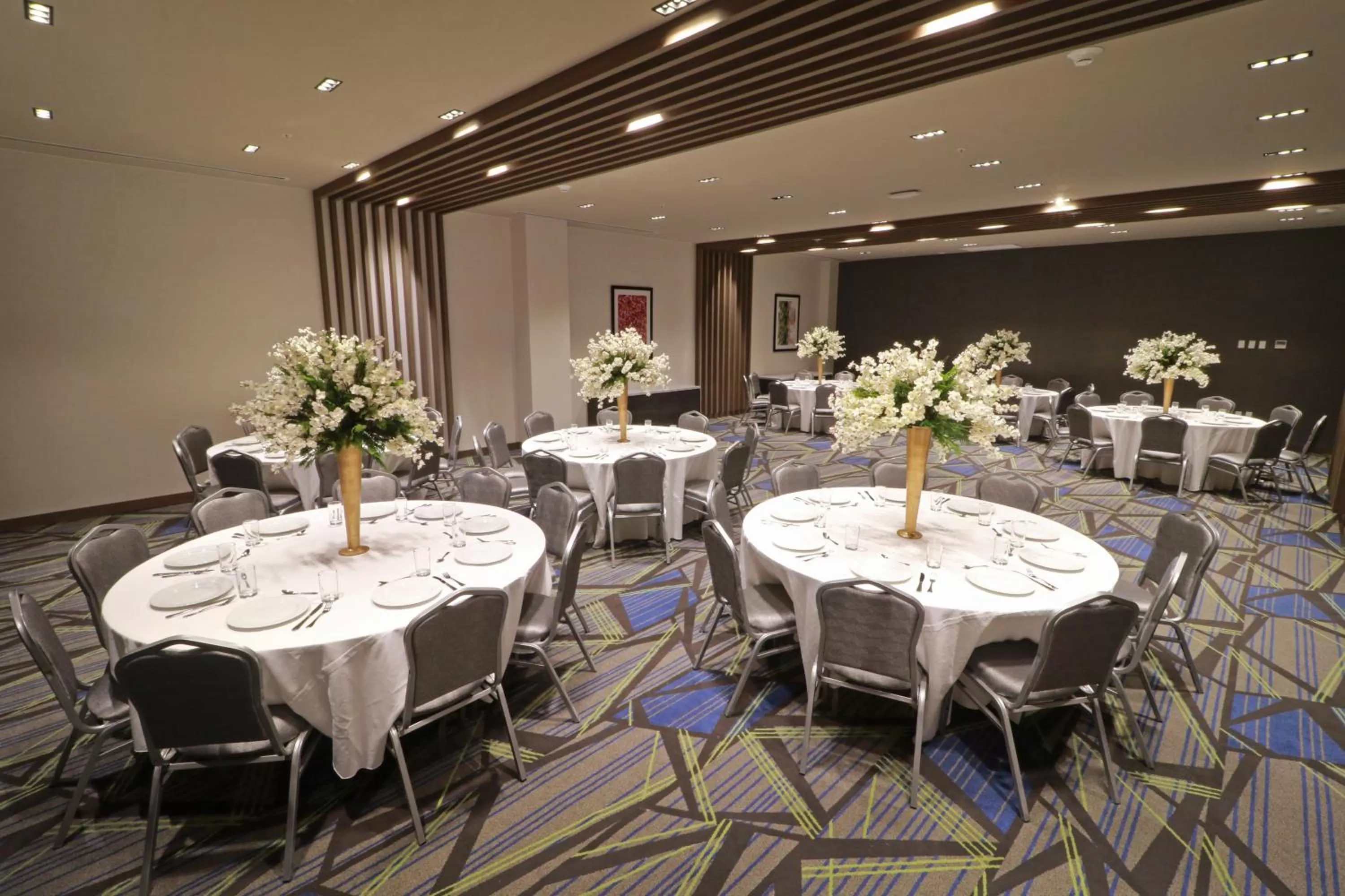 Restaurant/places to eat in Holiday Inn Express - Monterrey - Fundidora by IHG