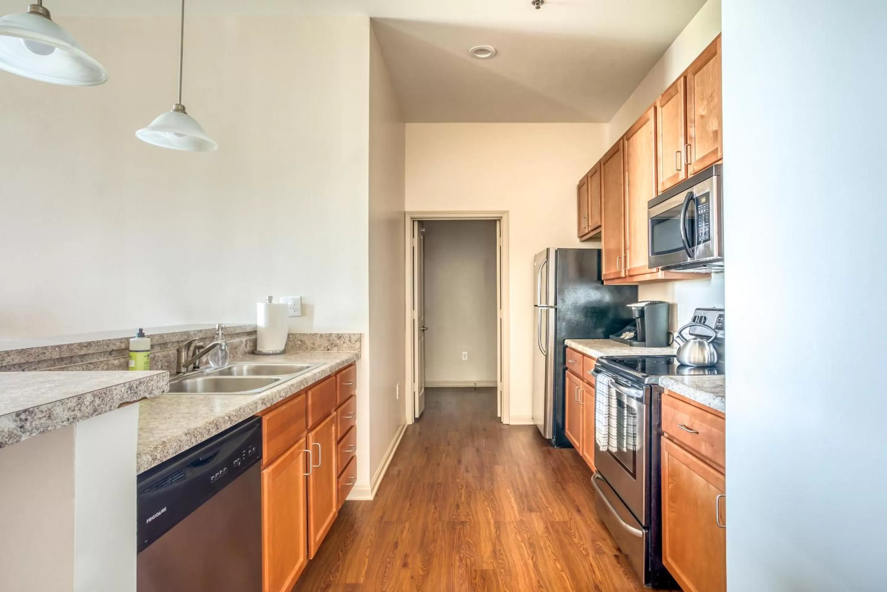 Coffee/tea facilities in Mint House Greenville - Downtown